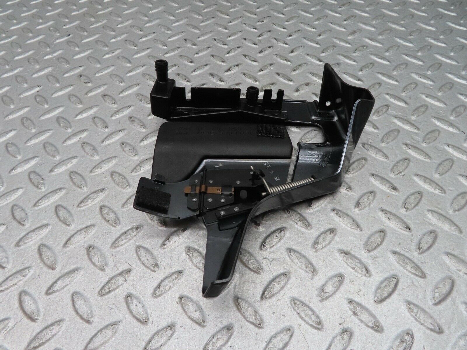 17180 Mercedes-Benz R129 300SL Coupe Roof Flap Cover Trim Right 1296930216