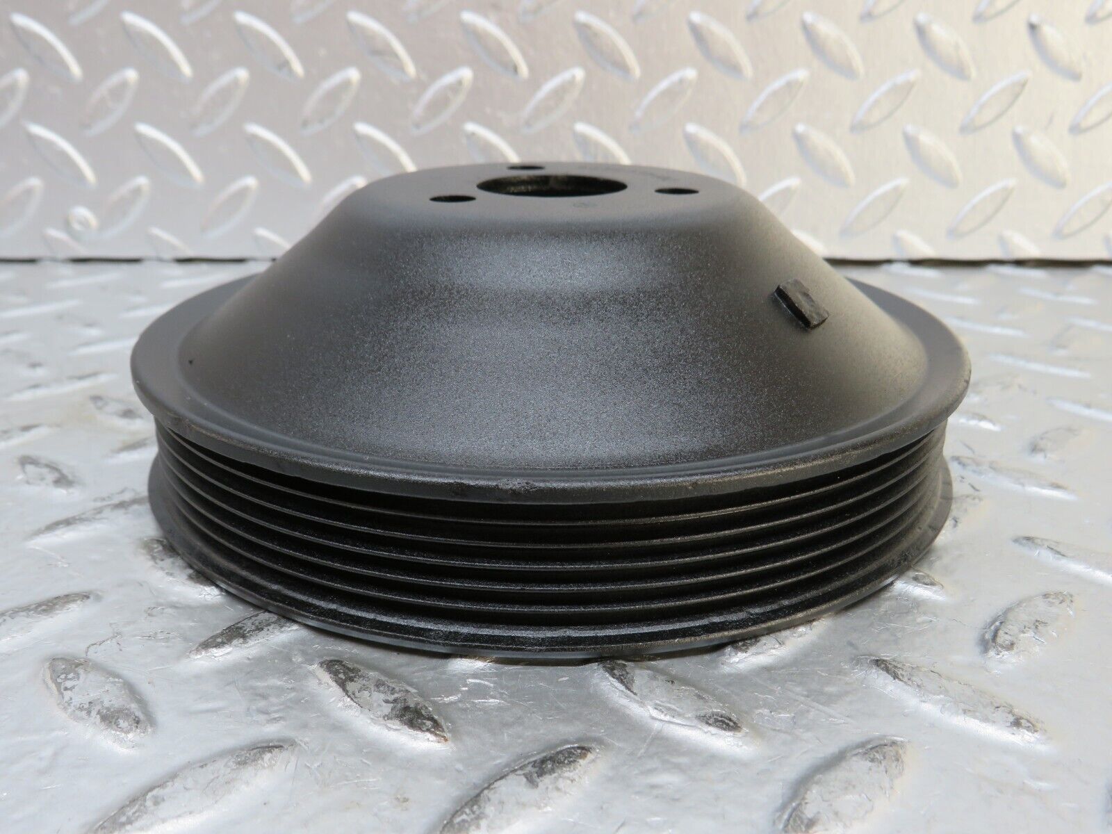 27686 Mercedes-Benz S124 300TE Wagon Power Steering Pump Pulley 2014600479