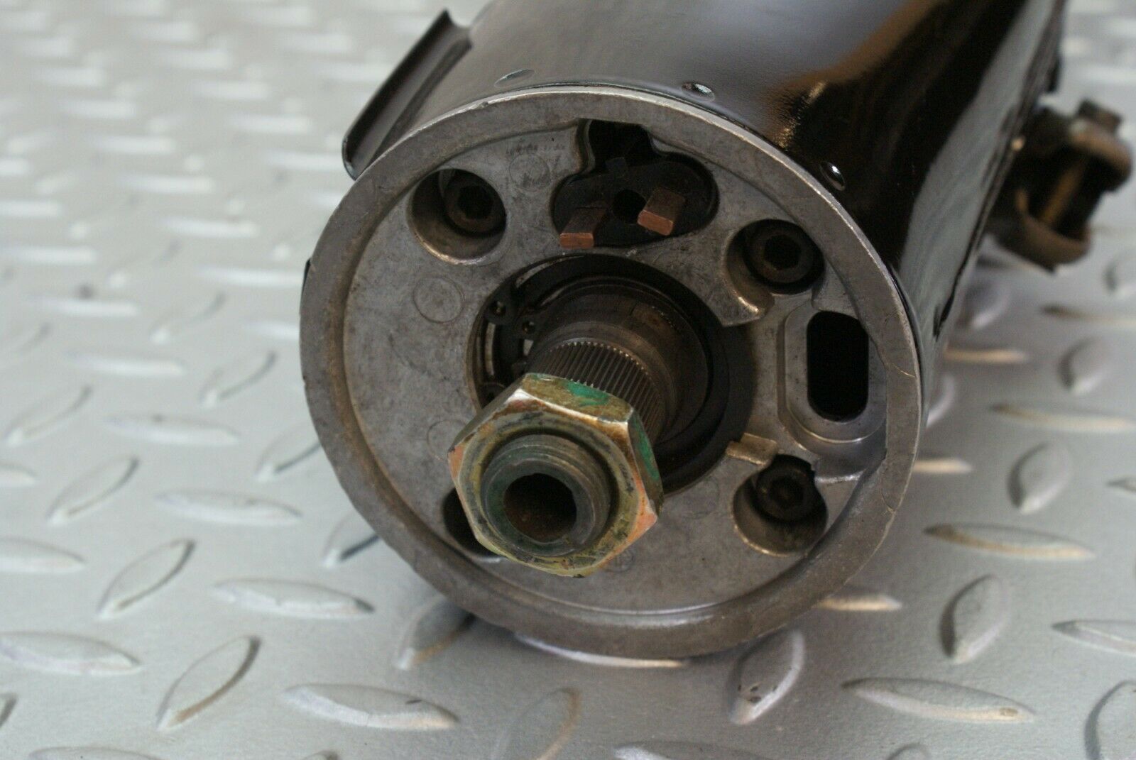 2727 Mercedes-Benz W116 350SE Steering Column