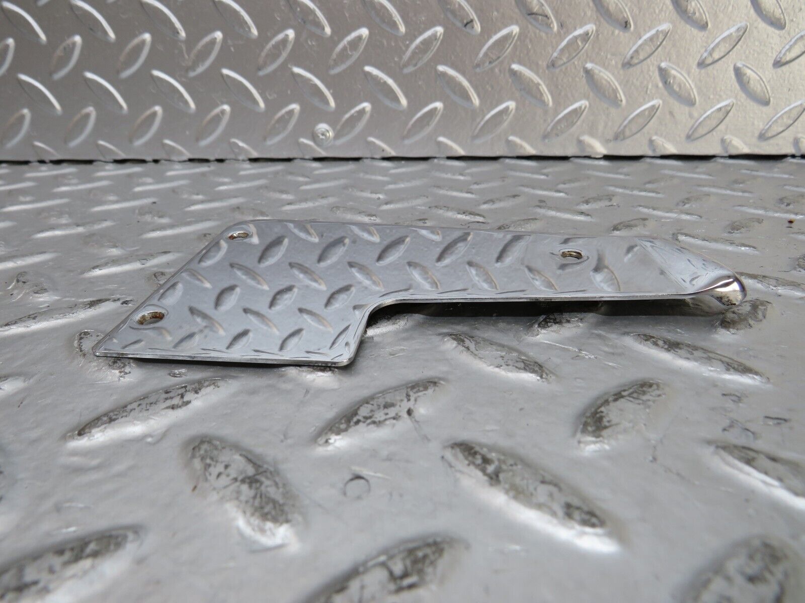 26488 Mercedes-Benz C124 220CE Coupe Right Door Chrome Cover