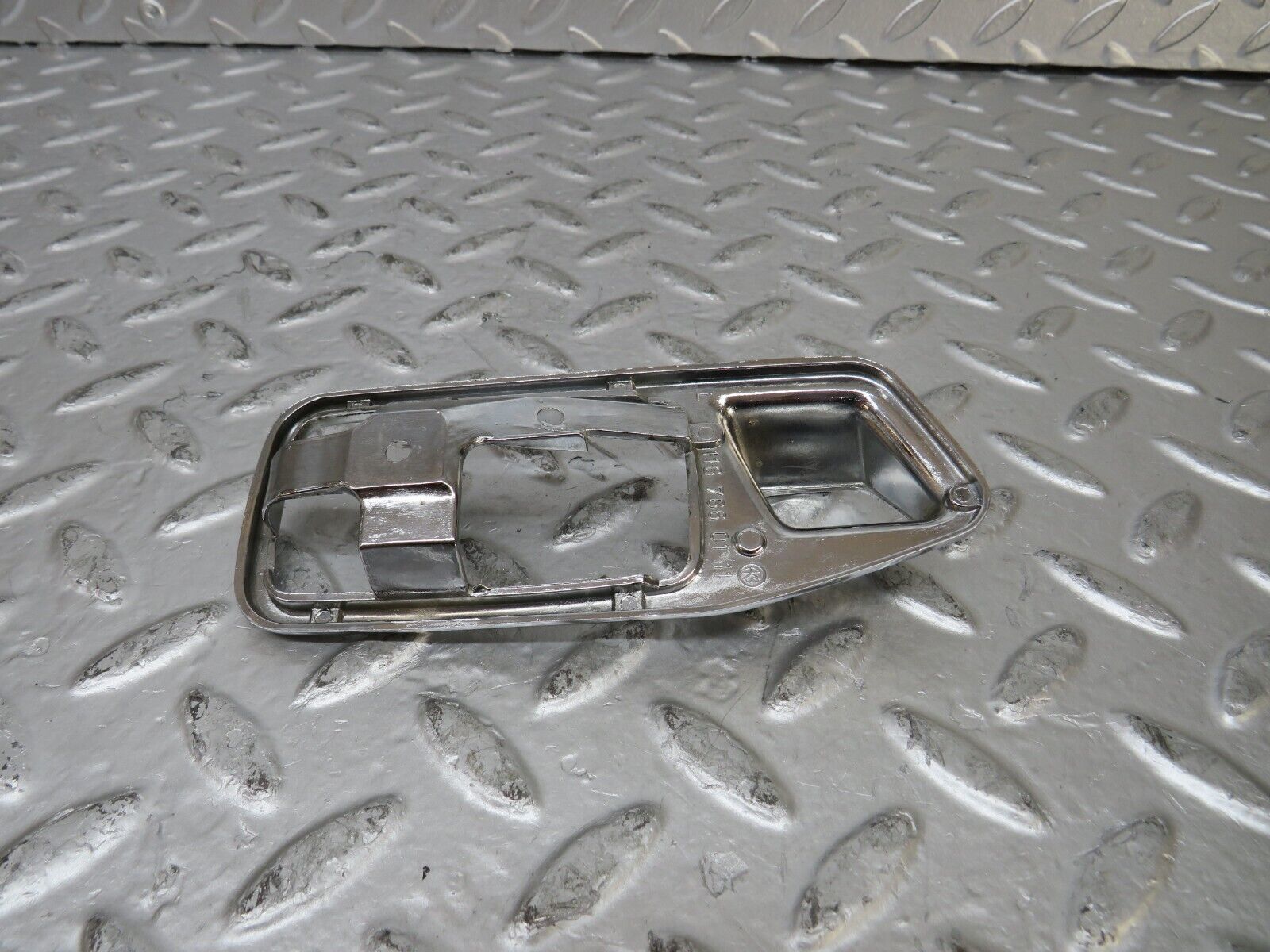 26073 Mercedes-Benz W116 450SE Chrome Frame For Door Handle Left 1167660111