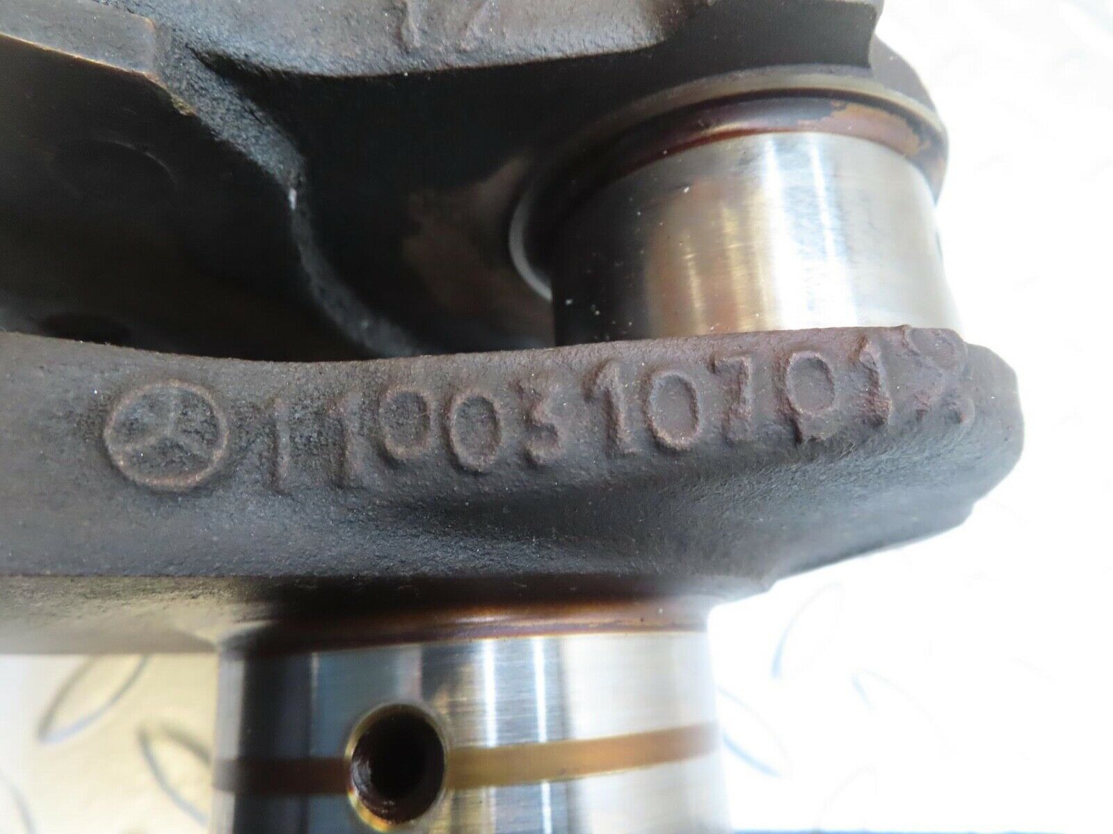 16141 Mercedes-Benz W123 280E Crankshaft 1100310701