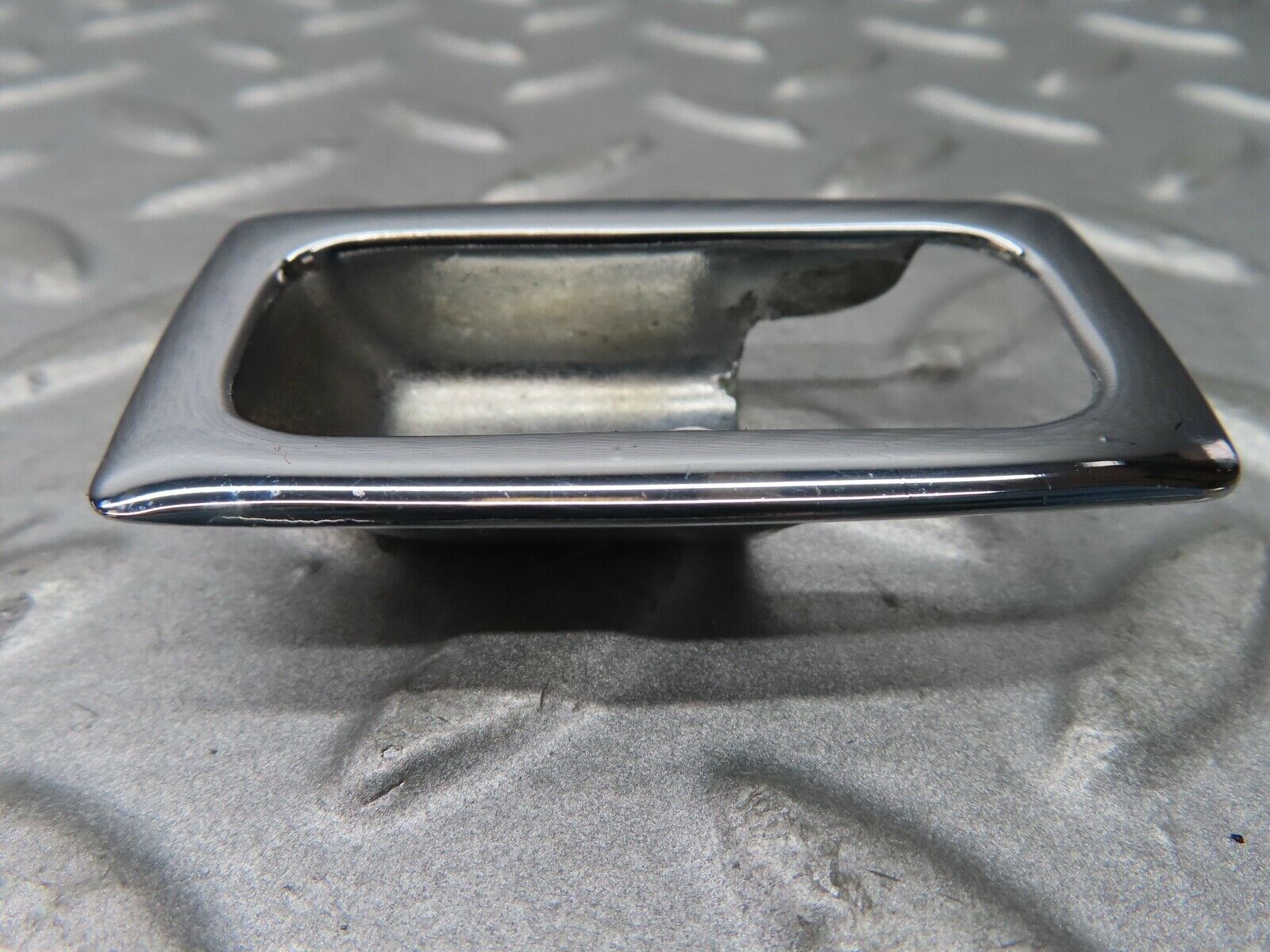 16985 Mercedes-Benz C123 280CE Coupe Door Lock Handle Surround Chrome