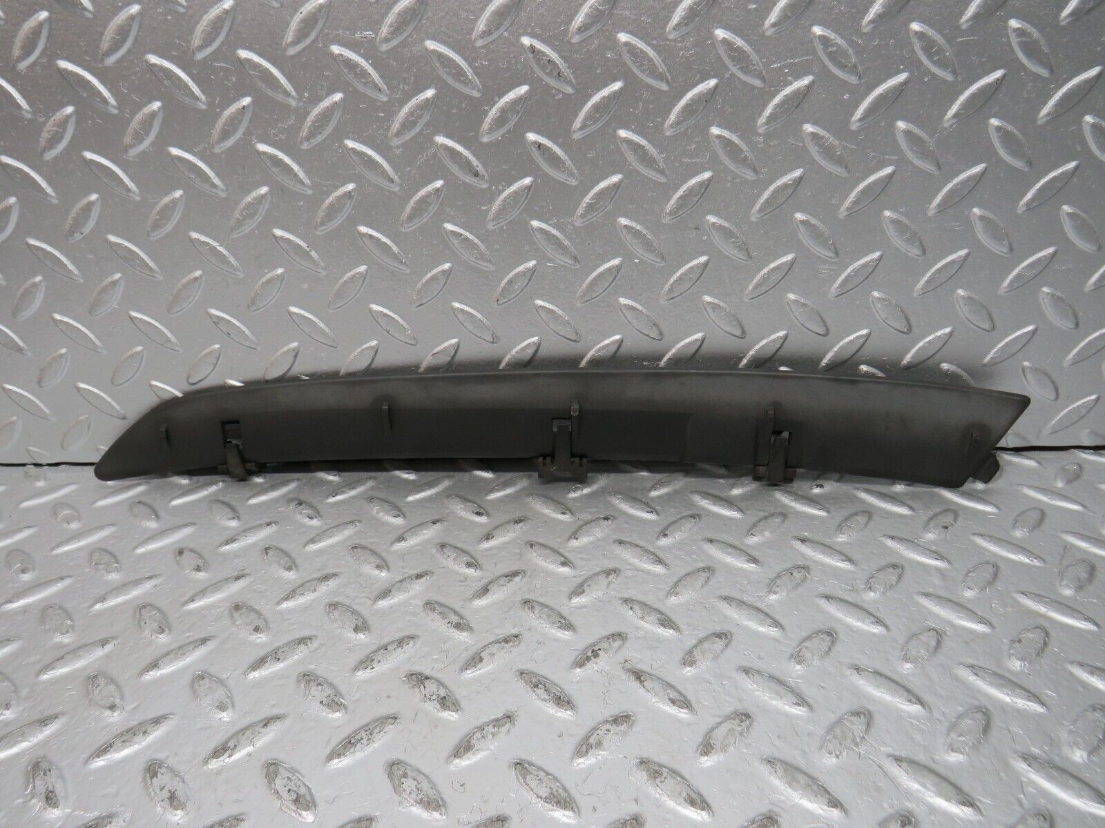 31987 Mercedes-Benz W123 230E Rear Left C Pillar Plastic Trim 1236980114