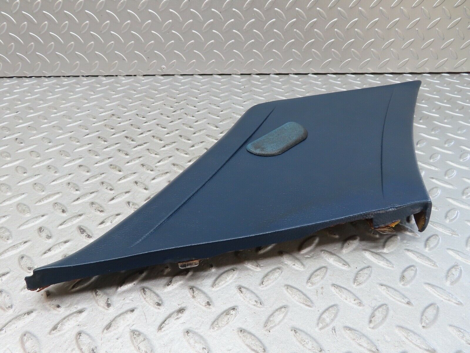 17517 Mercedes-Benz W116 450SEL C Pillar Cover Trim Left Side Blue