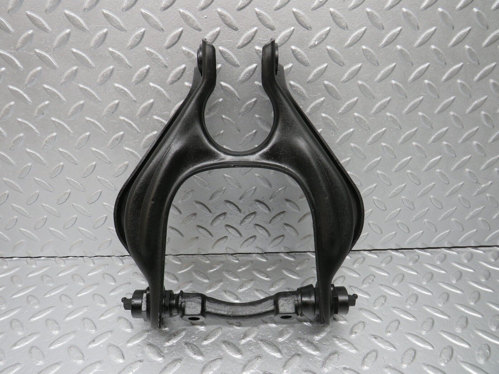 40388 Mercedes-Benz W110 230 Front Left Upper Control Arm