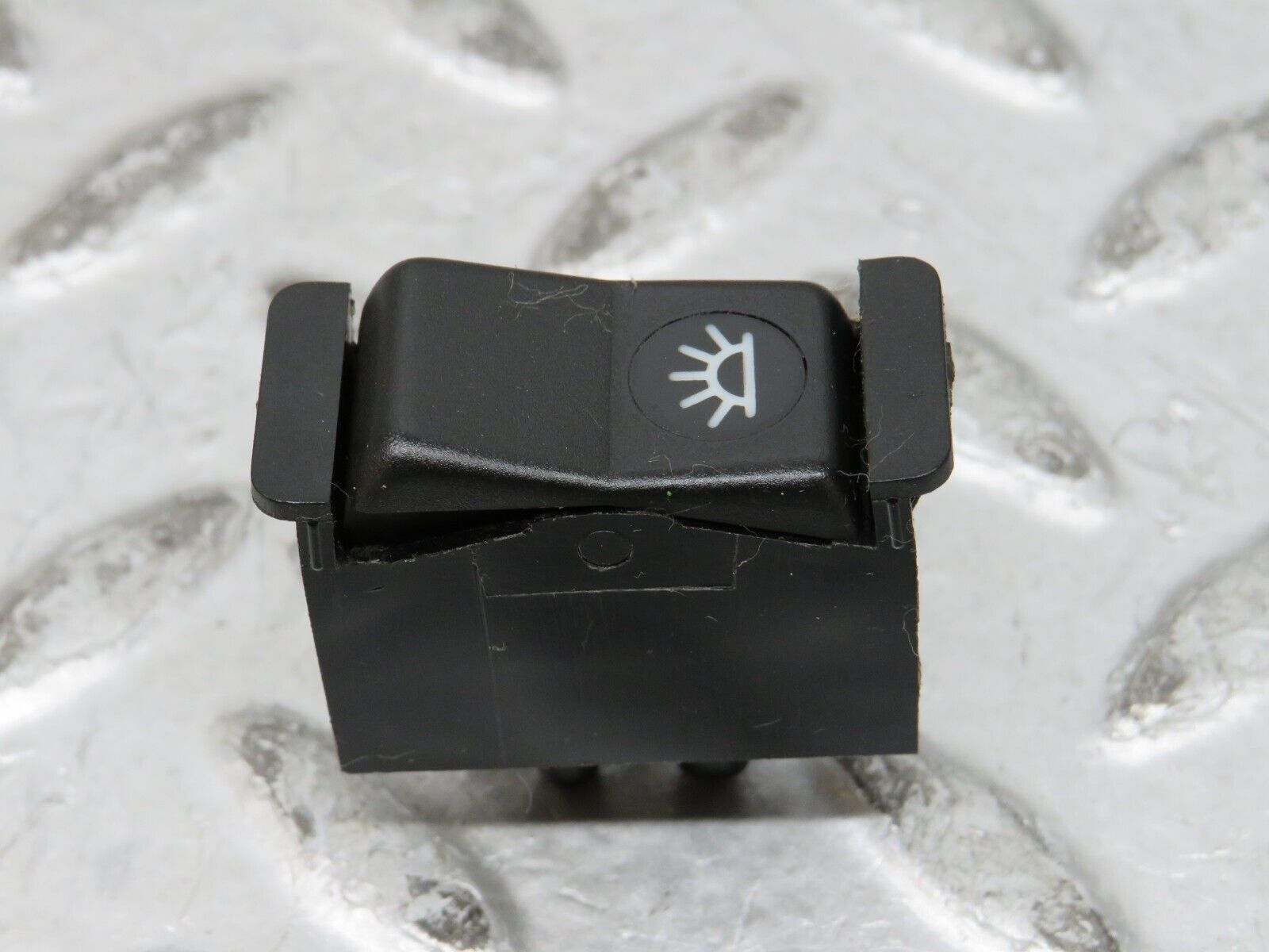 27868 Mercedes-Benz W123 280E Interior Dome Light Switch