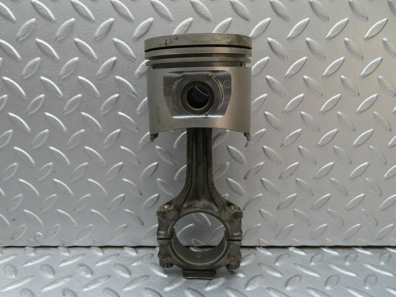 16569 Mercedes-Benz C107 350SLC Coupe Piston With Connecting Rod 92 mm