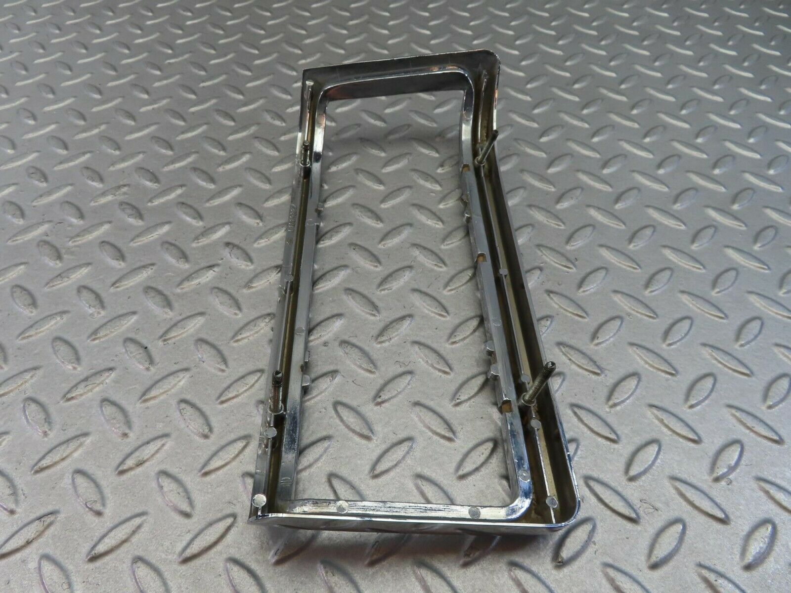 8128 Mercedes-Benz W115 Tail Light Chrome Frame Left