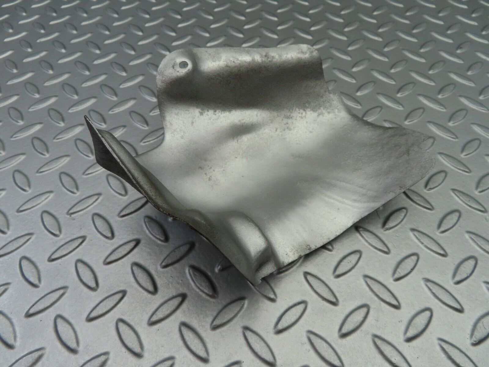 6768 Mercedes-Benz S124 E220 Wagon Exhaust Heat Shield