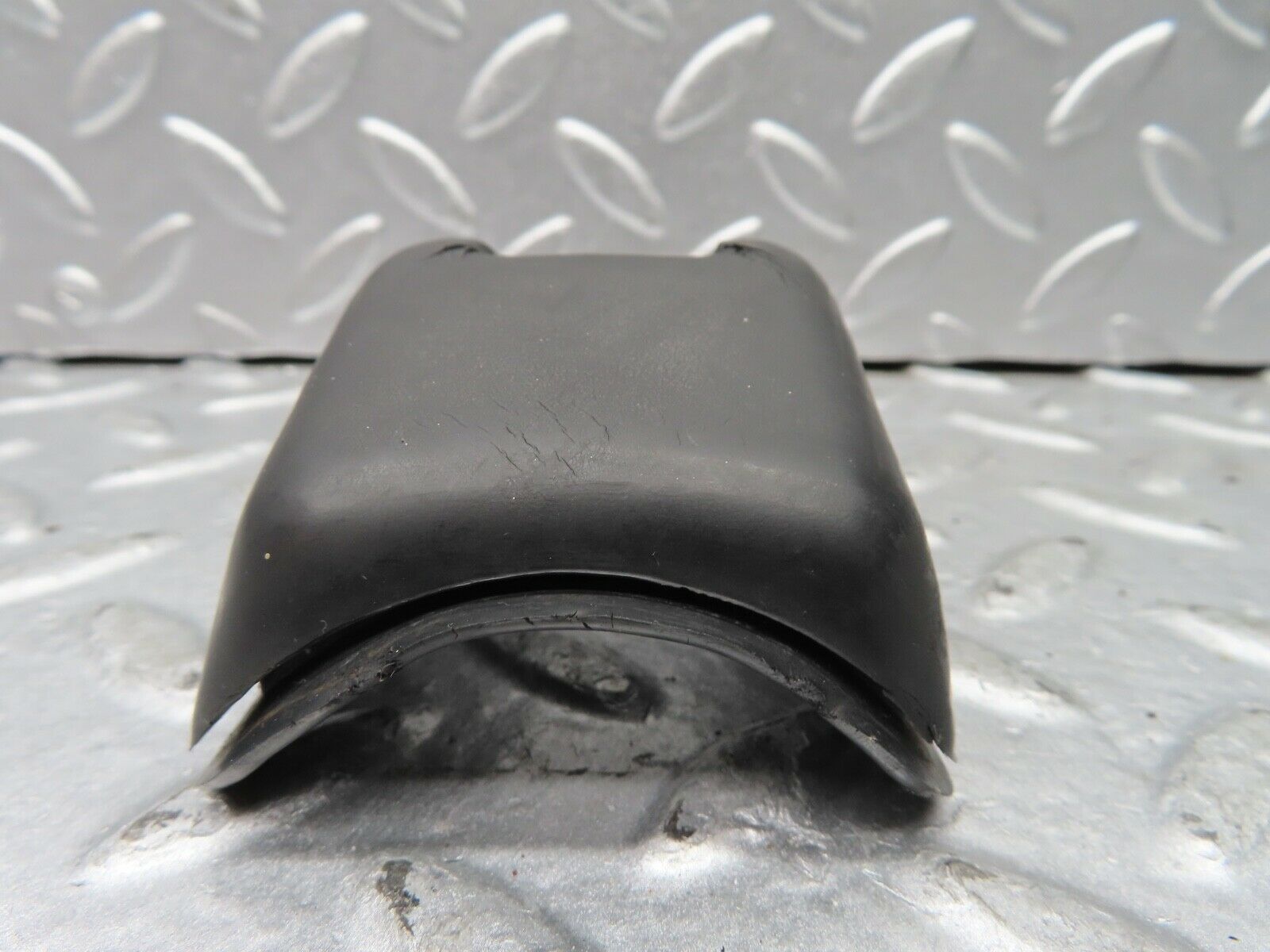 20287 Mercedes-Benz W114 280CE Coupe Indicator Rubber Cover 1154620596