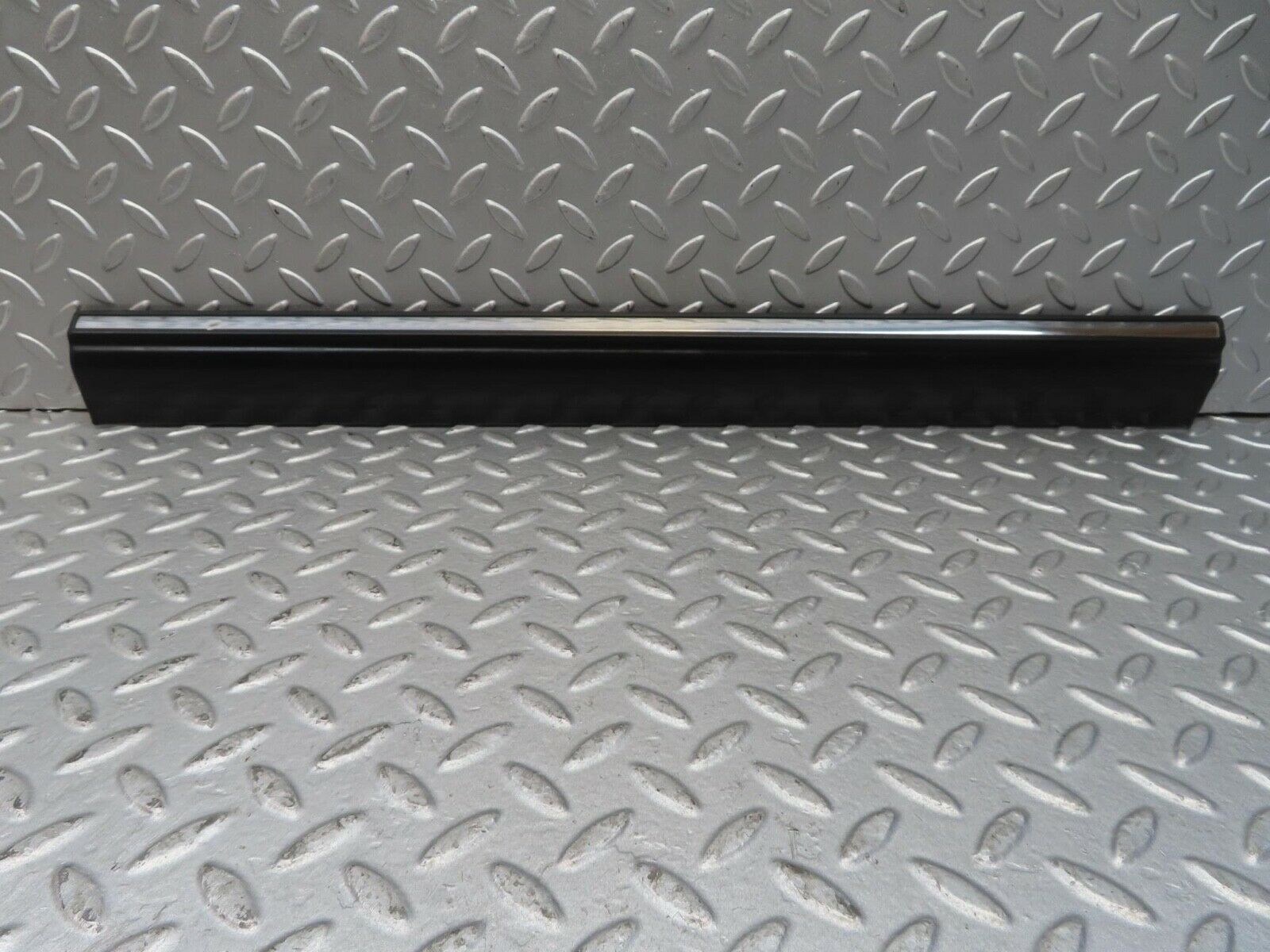 13464 Mercedes-Benz W123 200 Rear Right Door Lower Trim