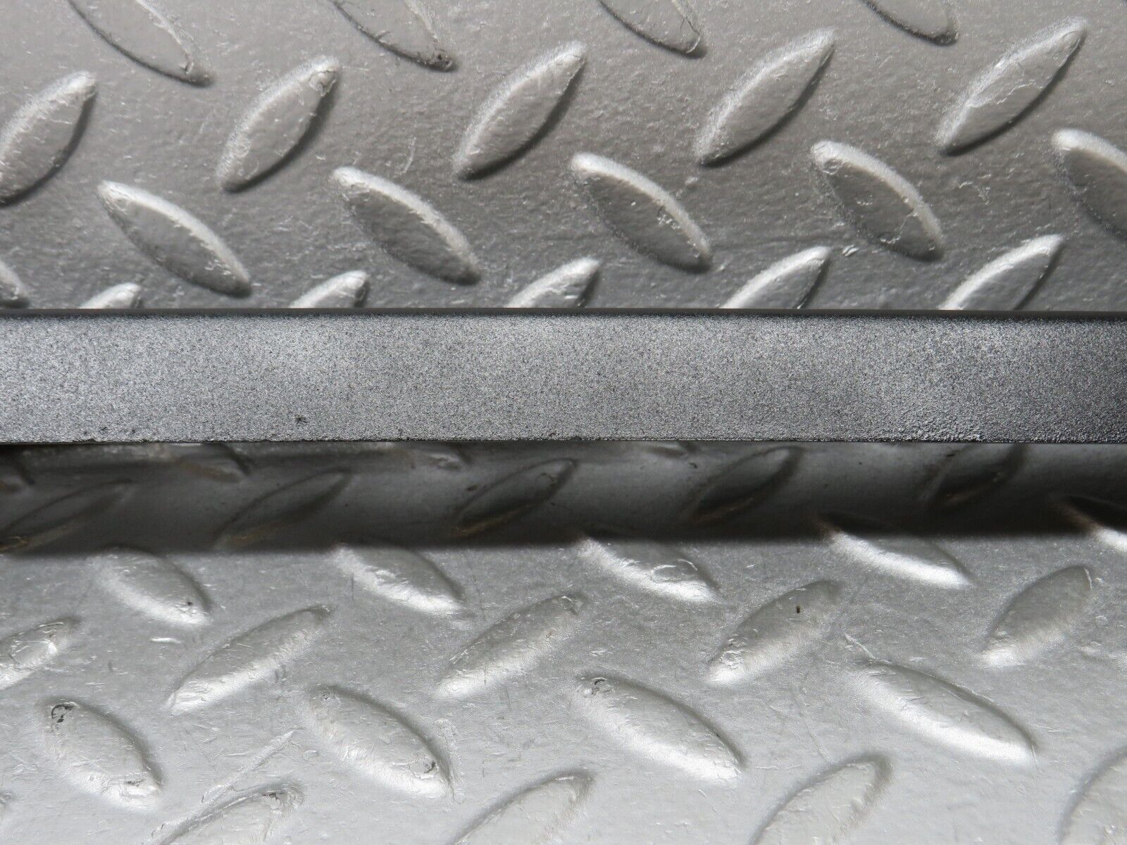 36343 Mercedes-Benz W126 420SE Under Headlight Trim Left Side