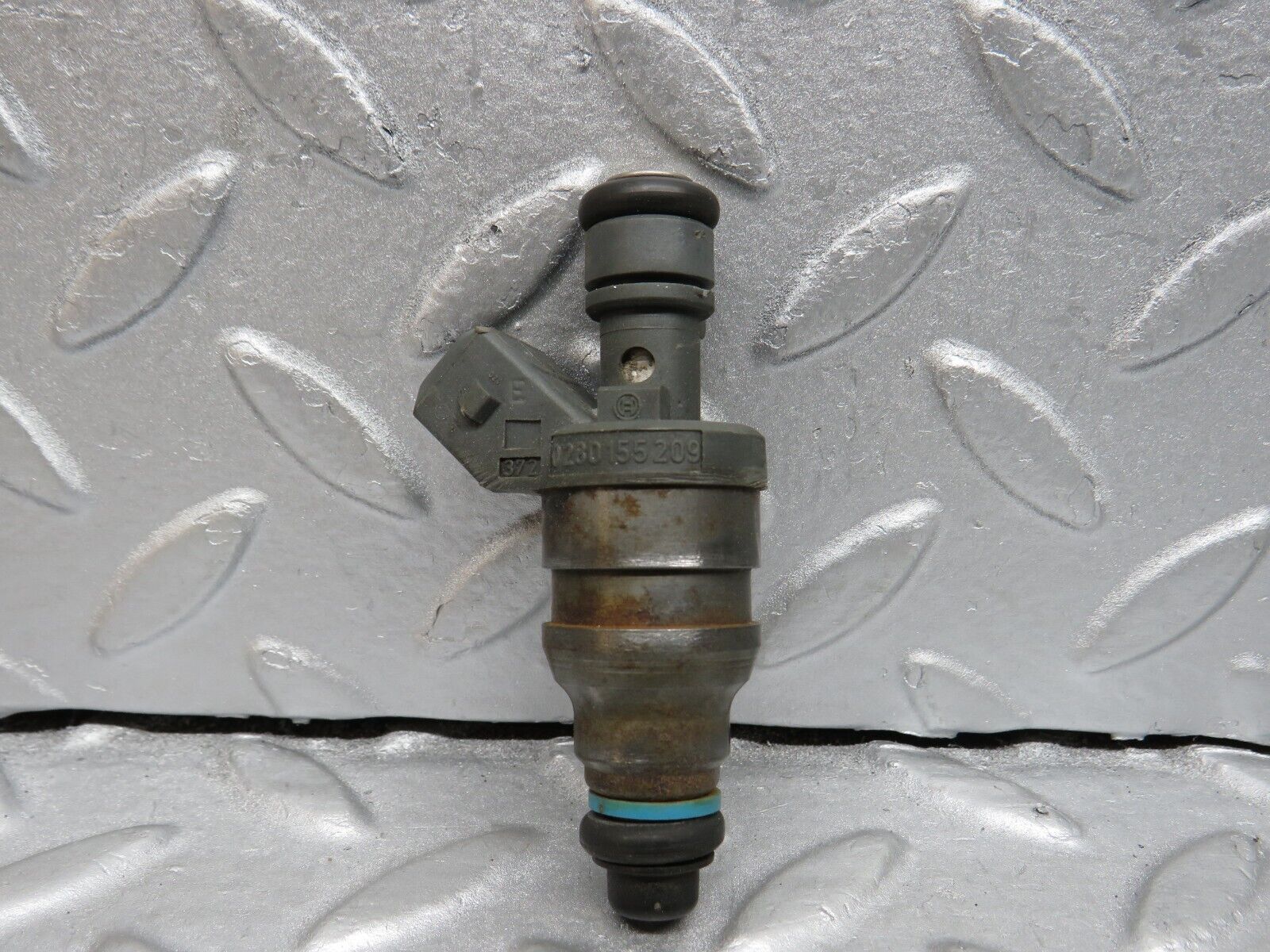 38655 Mercedes-Benz R129 280SL Coupe Fuel Injector Bosch 0000787323 0280155209