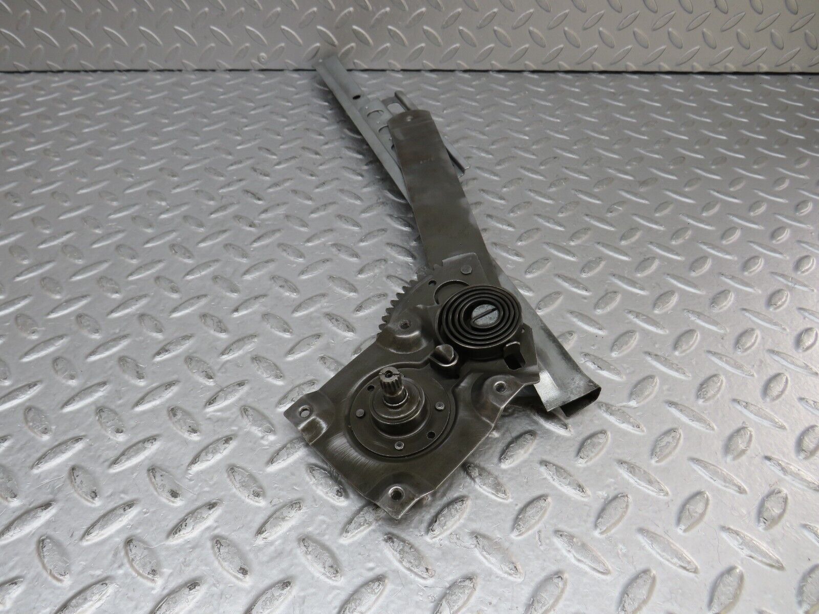 35758 Mercedes-Benz W108 Rear Right Manual Window Regulator