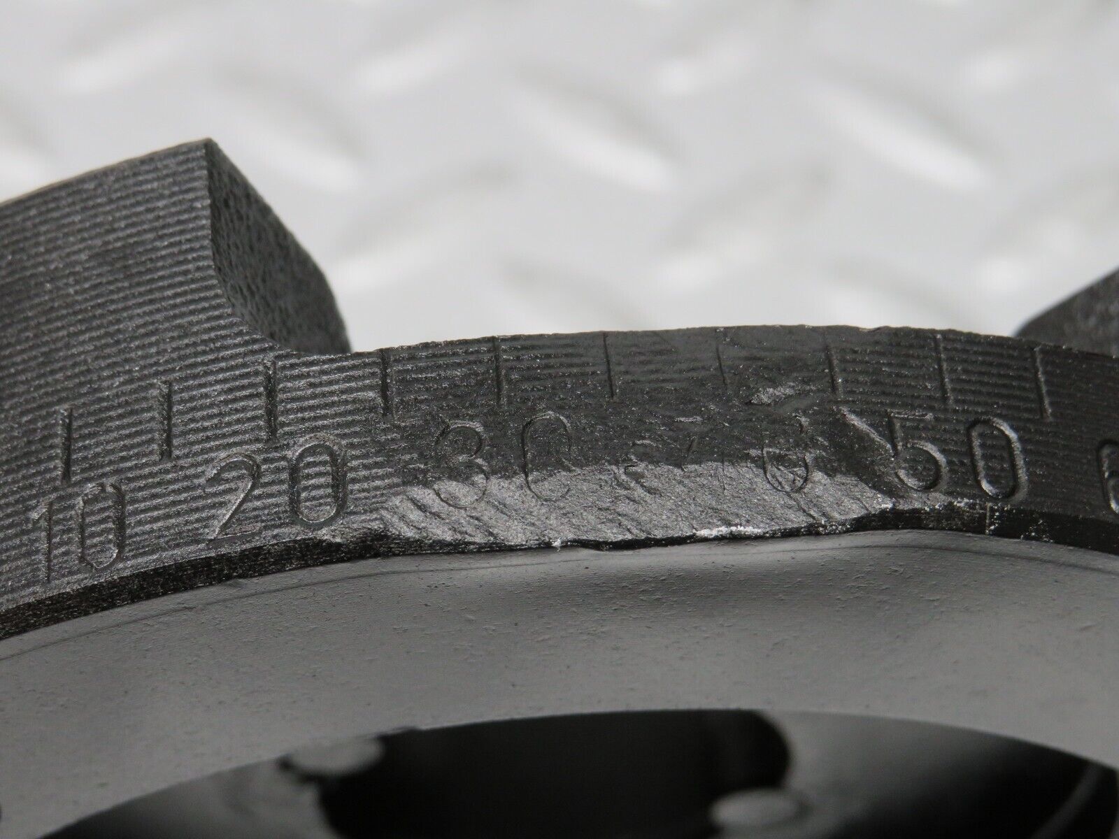 35899 Mercedes-Benz 240D OM616.912 Crankshaft Vibration 6150311507