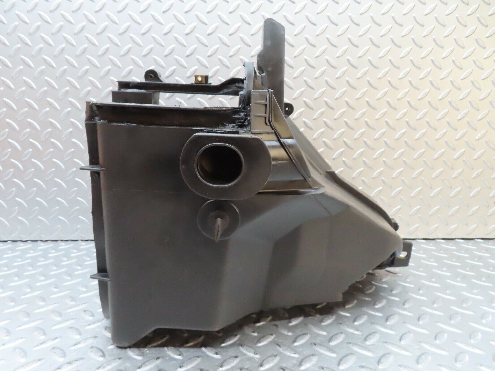 19645 Mercedes-Benz C140 CL420 Coupe Cabin Pollen Filter Housing 1408300369