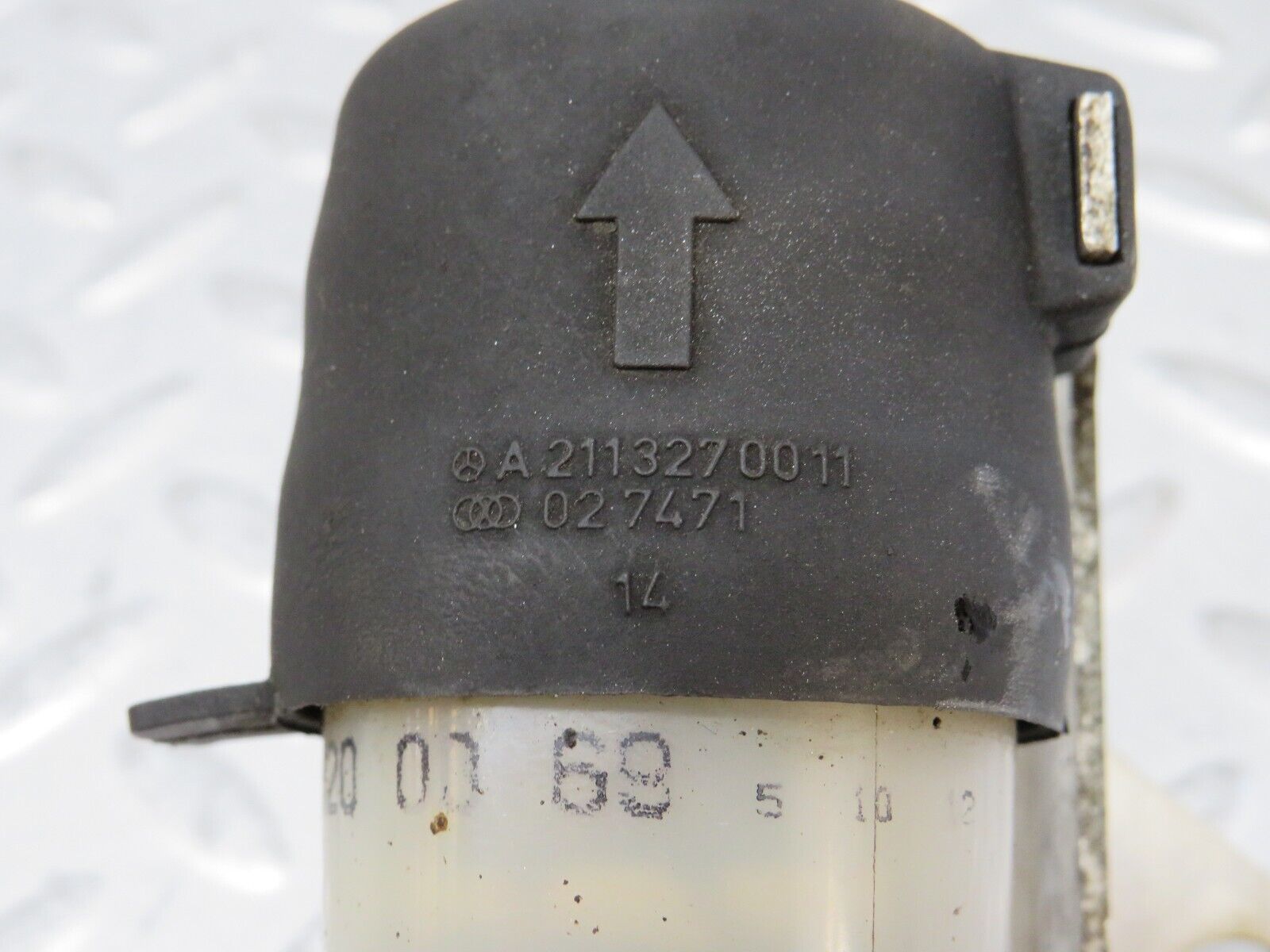 35145 Mercedes-Benz W221 Suspension Air Filter 2203200069 2213271540 211327001