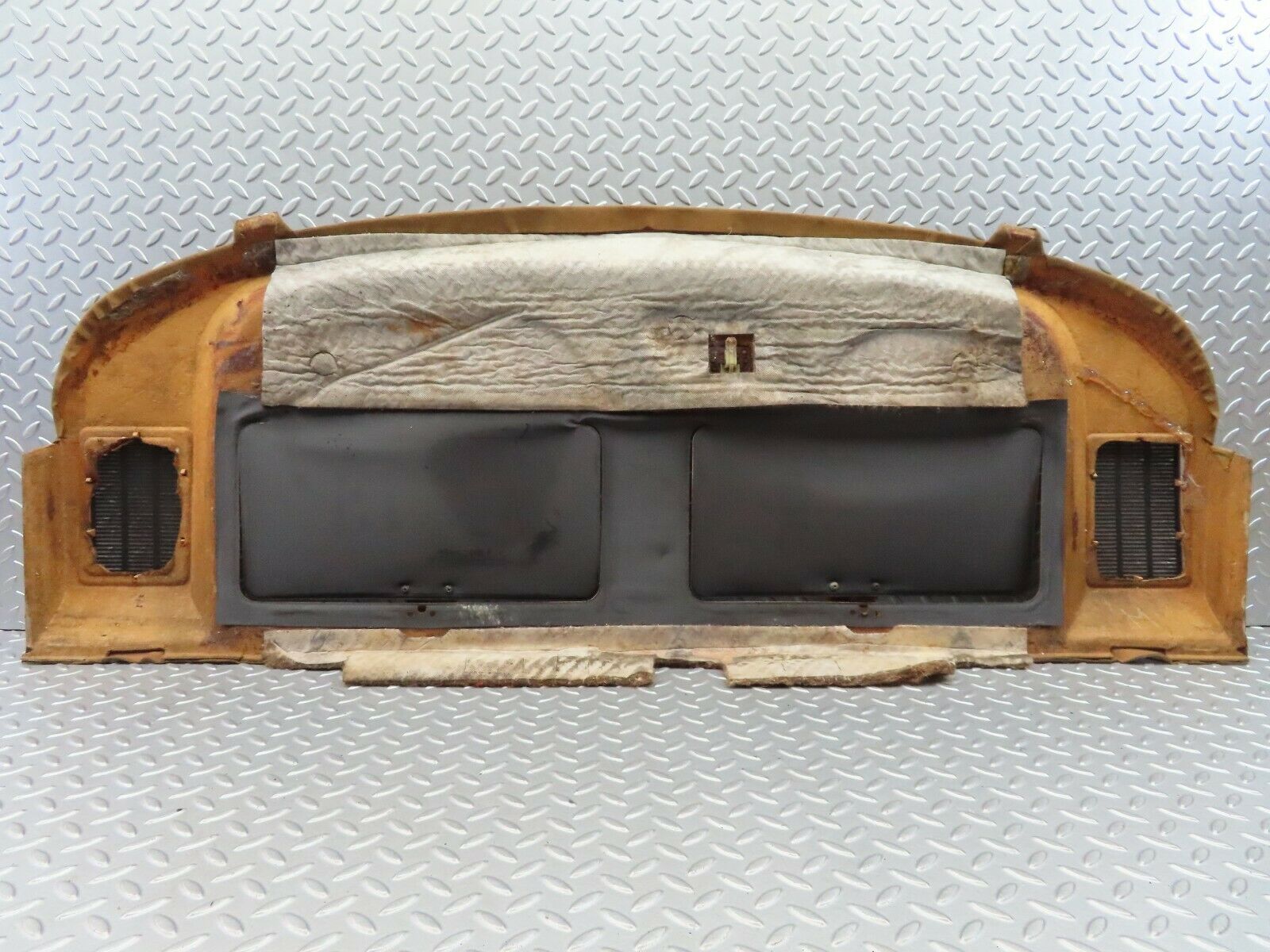 6326 Mercedes-Benz W126 380SE Rear Parcel Shelf