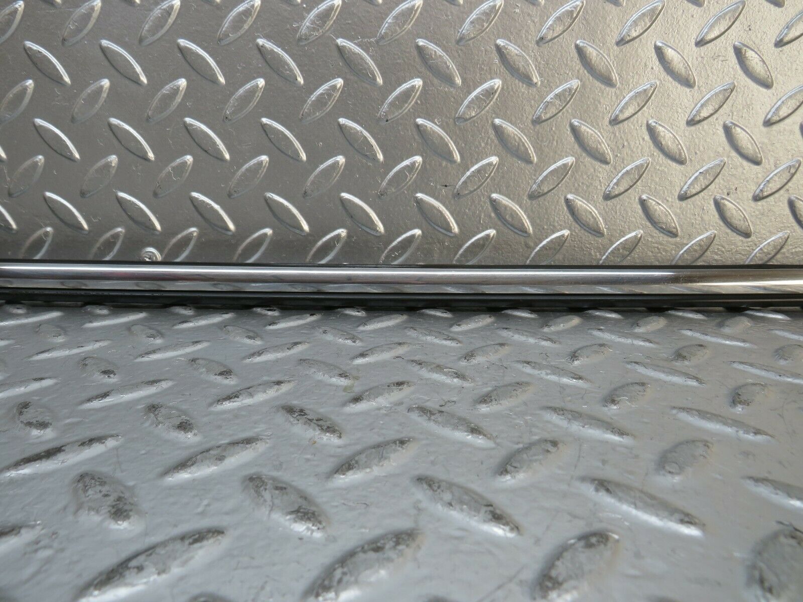 23641 Mercedes-Benz W114 280E Rear Right Fender Wing Centre Moulding Trim