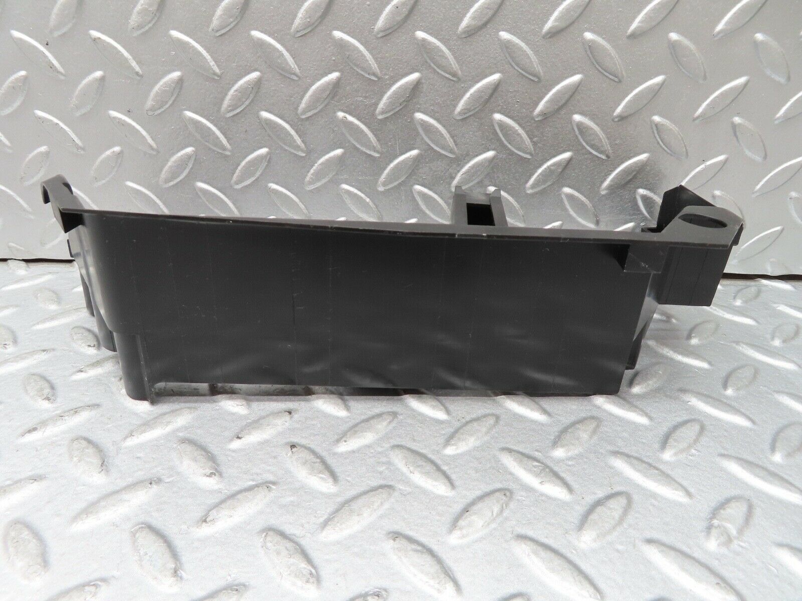 17369 Mercedes-Benz R129 300SL Coupe Ignition Suppressor Housing 1041580485