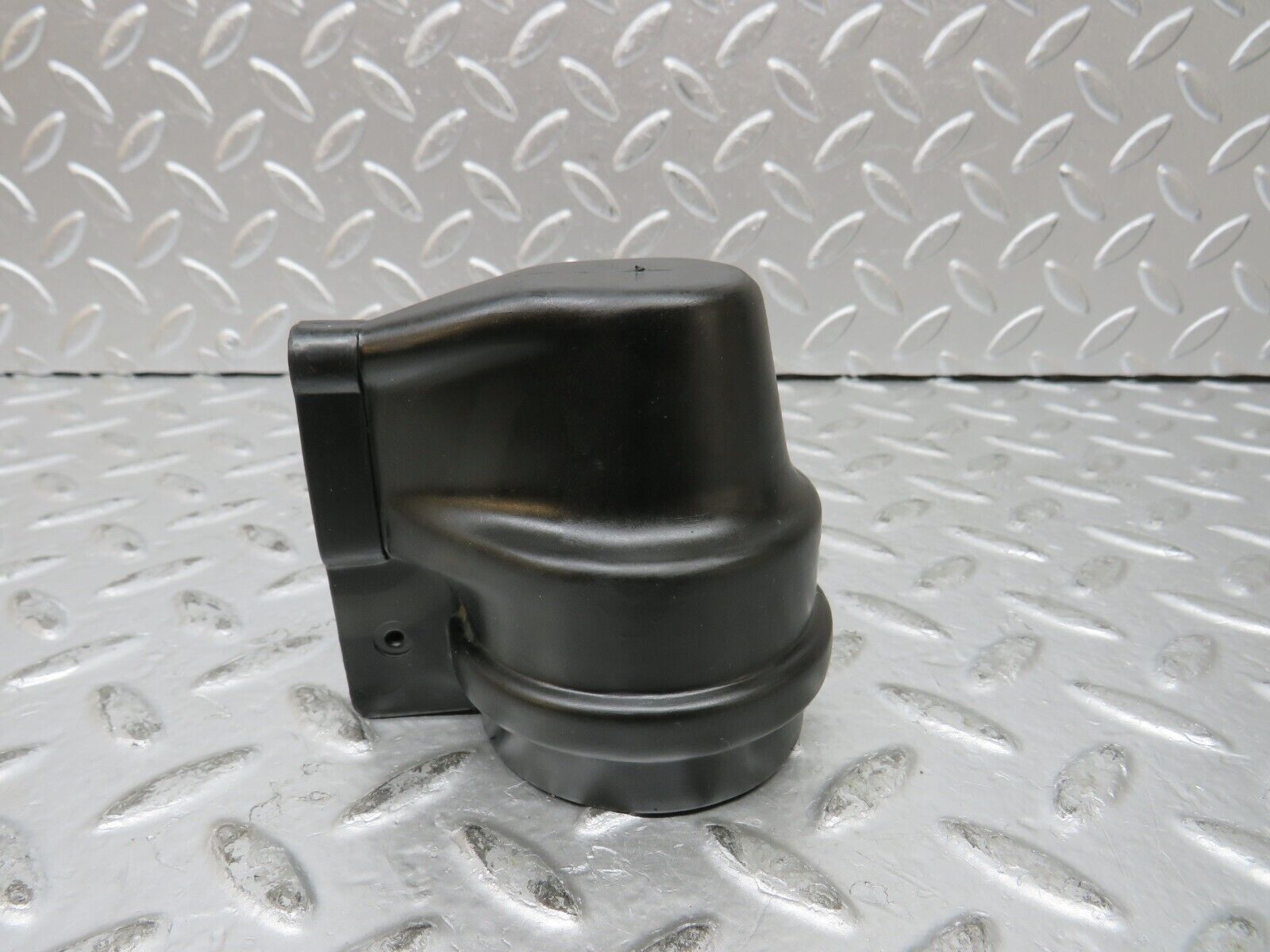 27246 Mercedes-Benz W123 280E Ignition Coil Protective Cap 0001581785