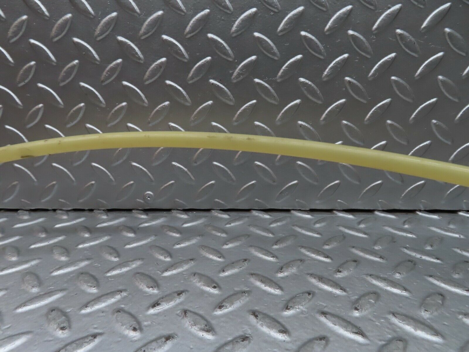 20415 Mercedes-Benz W114 280CE Coupe Brake Servo Vacuum Pipe