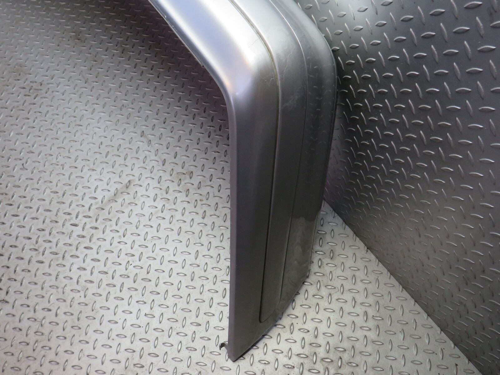 39546 Mercedes-Benz R129 320SL Coupe Rear Bumper