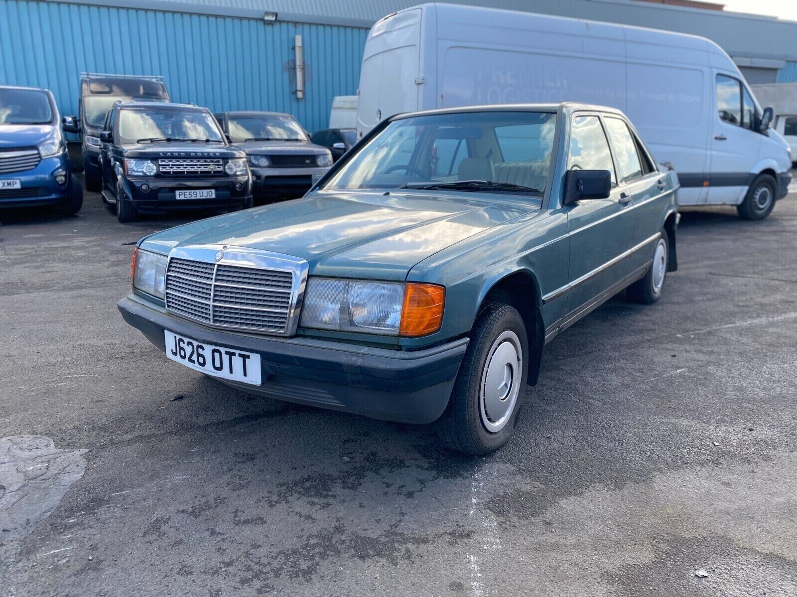 30879 Mercedes-Benz W201 190E 2.0L Camshaft Oil Tube