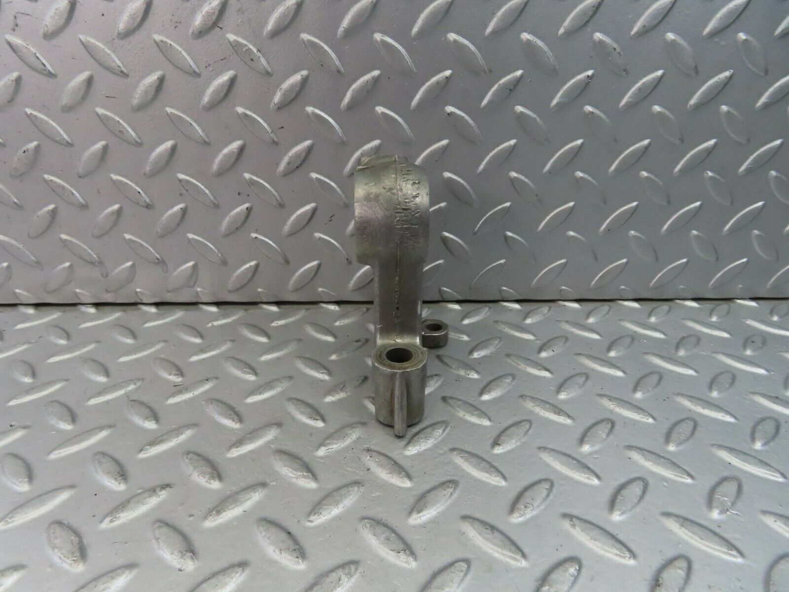 8974 Mercedes-Benz W108 Camshaft Tower Bearing 1800515110