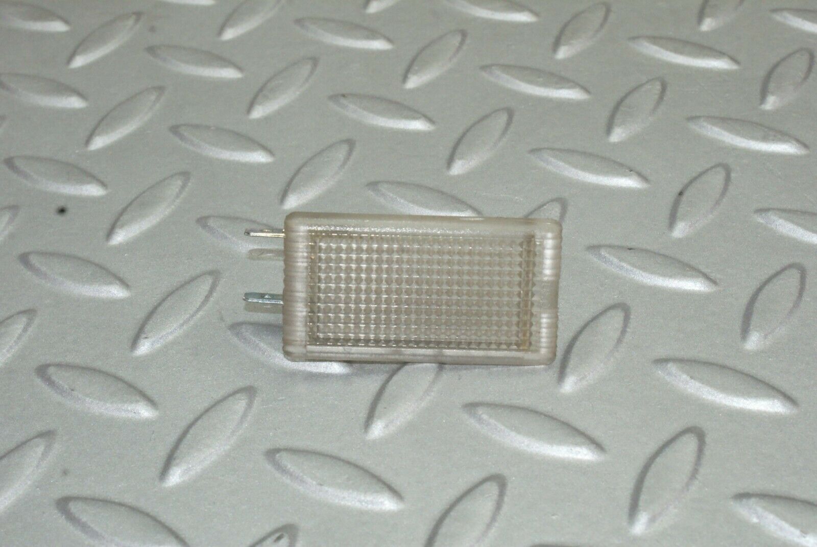 2622 Mercedes-Benz W116 350SE Glove Box Light