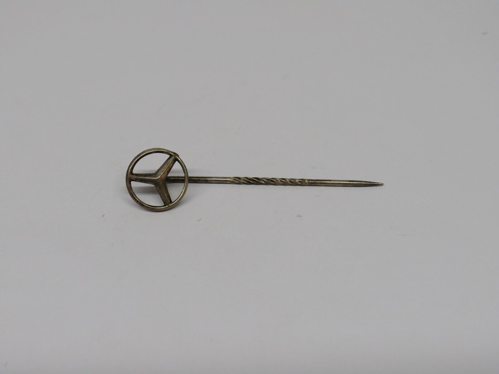 37505 Mercedes-Benz Vintage Lapel Pin Badge