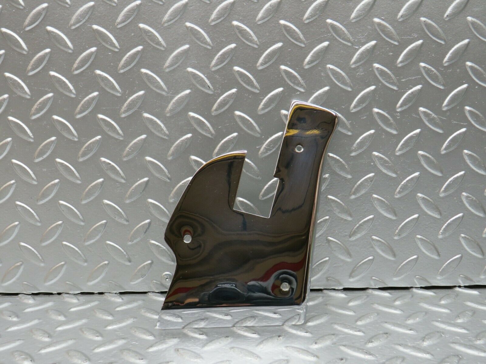 22750 Mercedes-Benz C107 450SLC Coupe Door Moulding Trim Chrome Left Side