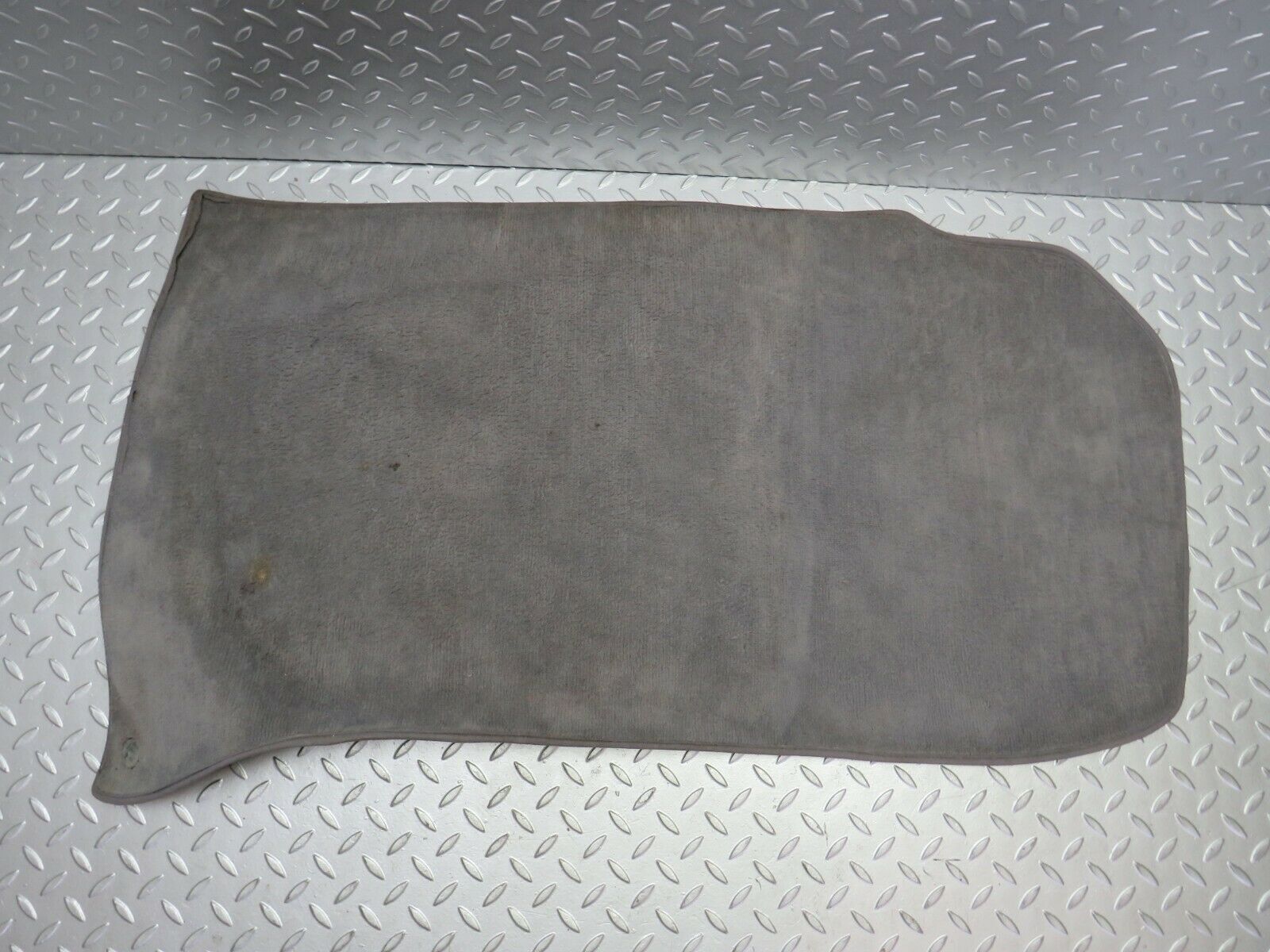 22637 Mercedes-Benz C124 E220 Coupe Front Left Floor Carpet Grey