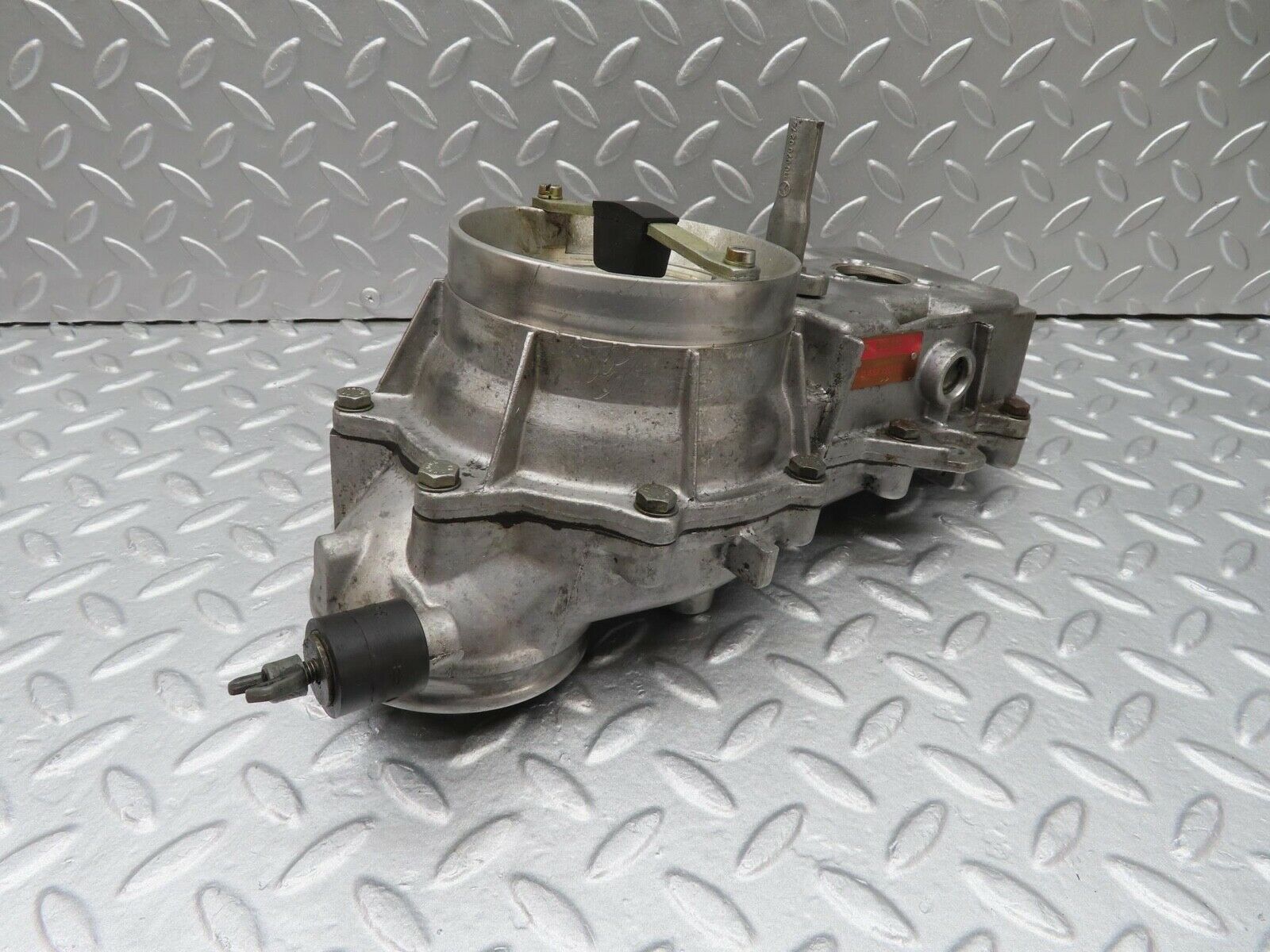 15922 Mercedes-Benz W123 280E Air Flow Mass Meter Sensor Bosch 0438120115