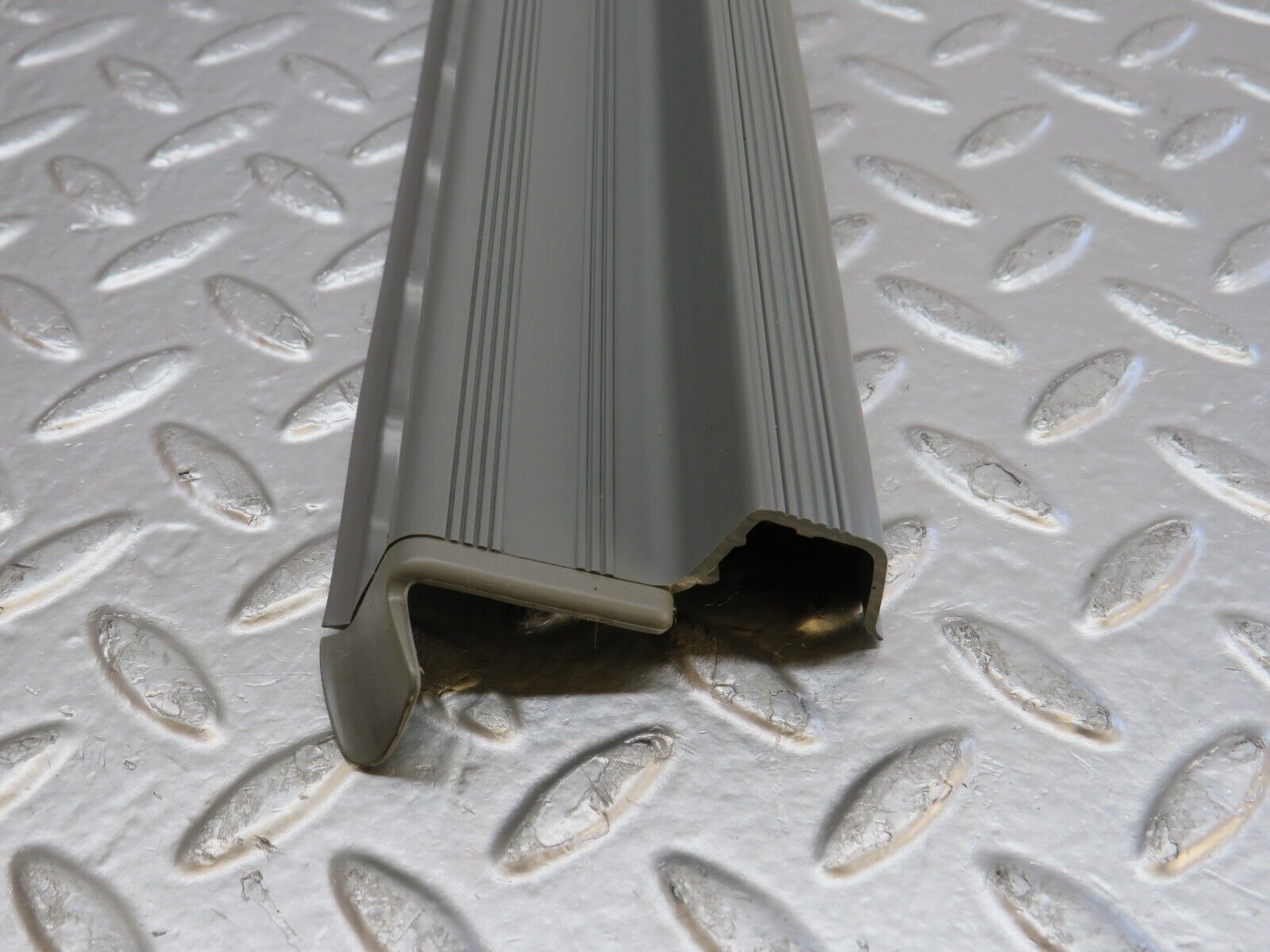 33590 Mercedes-Benz W201 190E 2.0L Front Left Door Sill Trim Grey