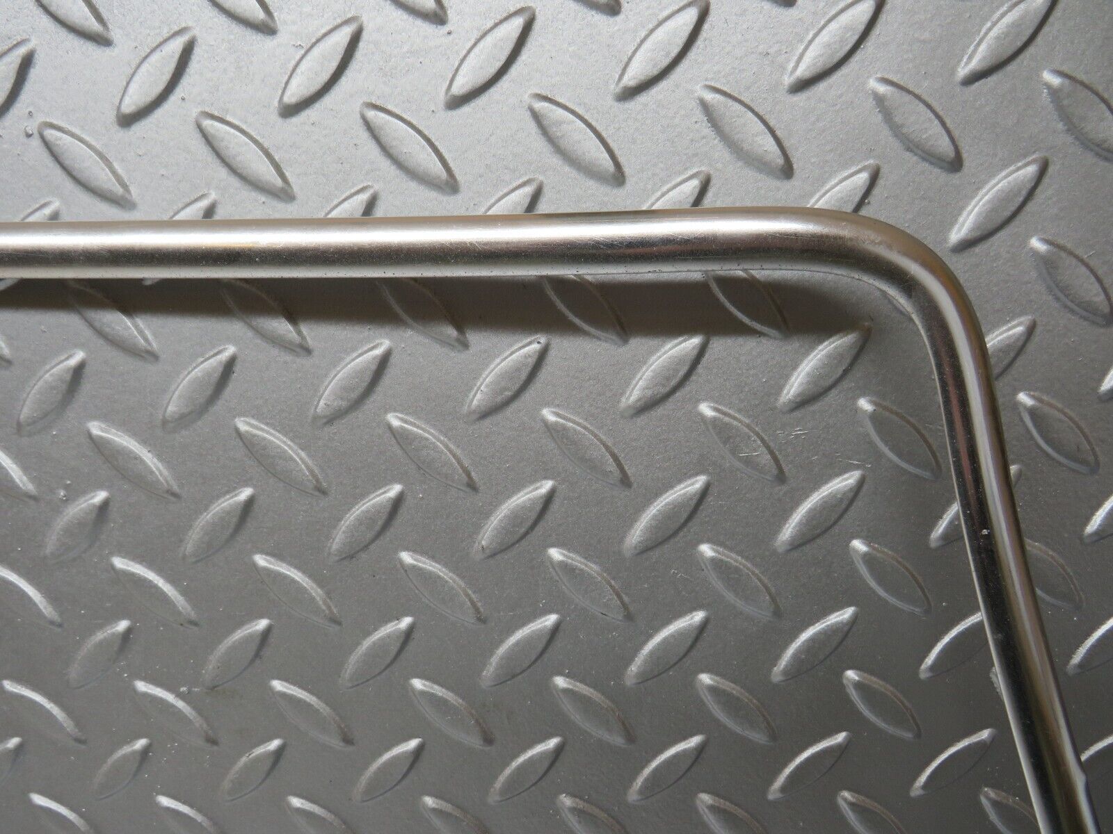 28240 Mercedes-Benz S123 240D Wagon Front Windscreen Chrome Frame