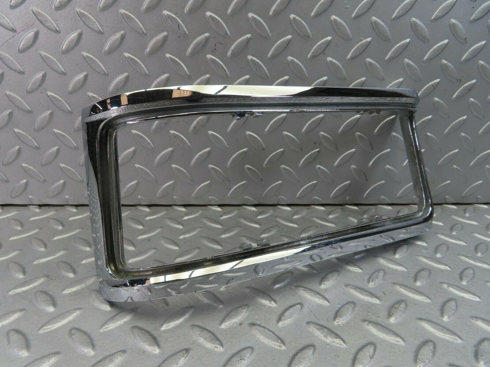 8484 Mercedes-Benz W115 Tail Light Chrome Frame Left 1158260159