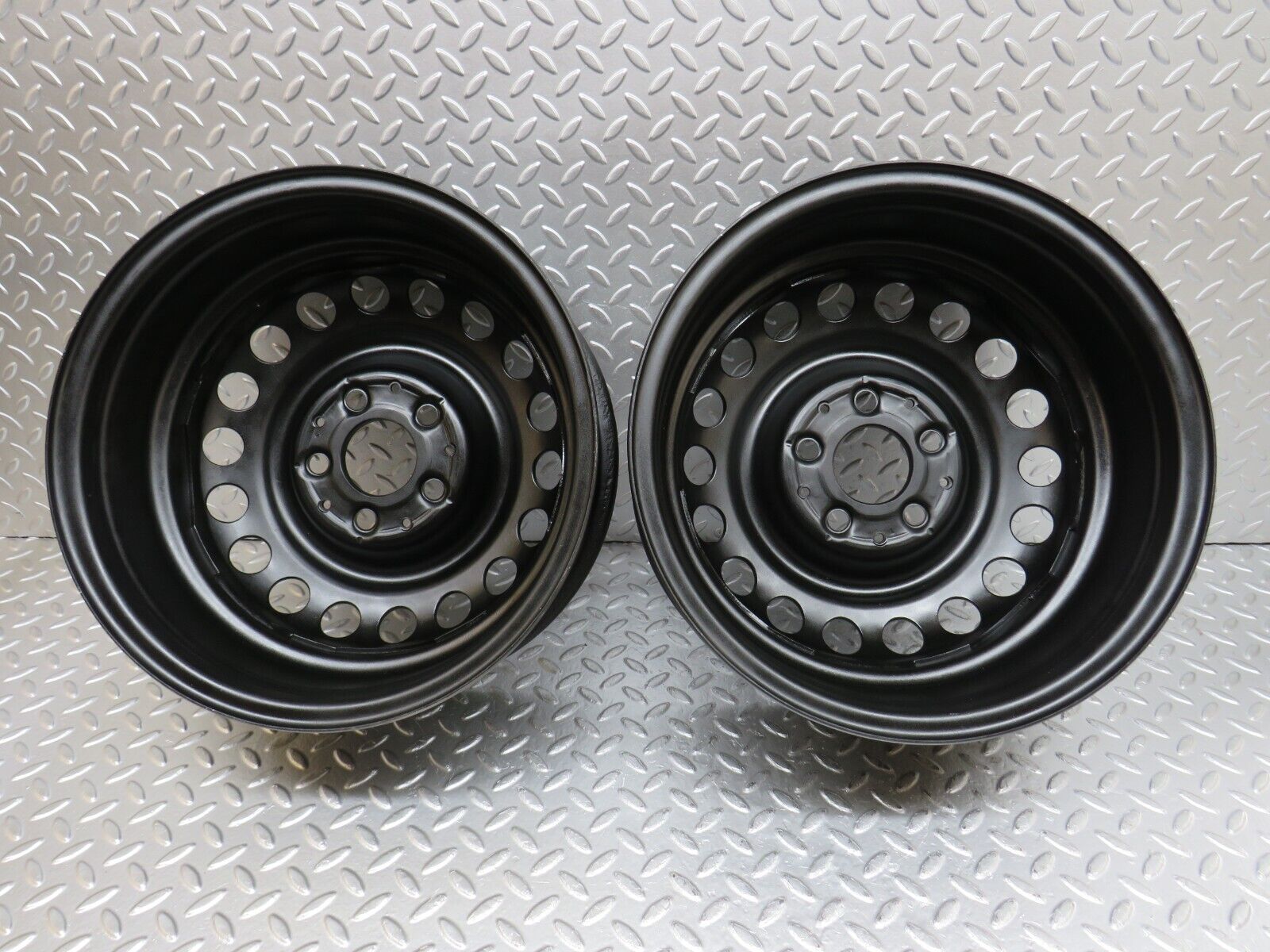 33881 Mercedes-Benz Steel Wheel Set 6Jx15H2 ET49 1244000602