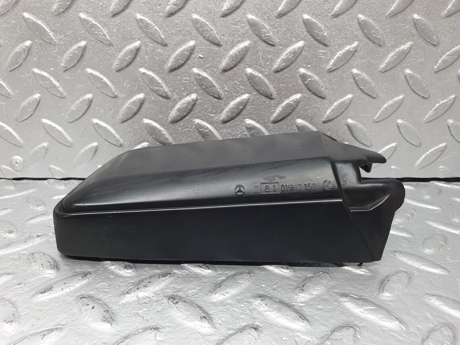 41596 Mercedes-Benz W124 200E Wing Mirror Housing Right Side