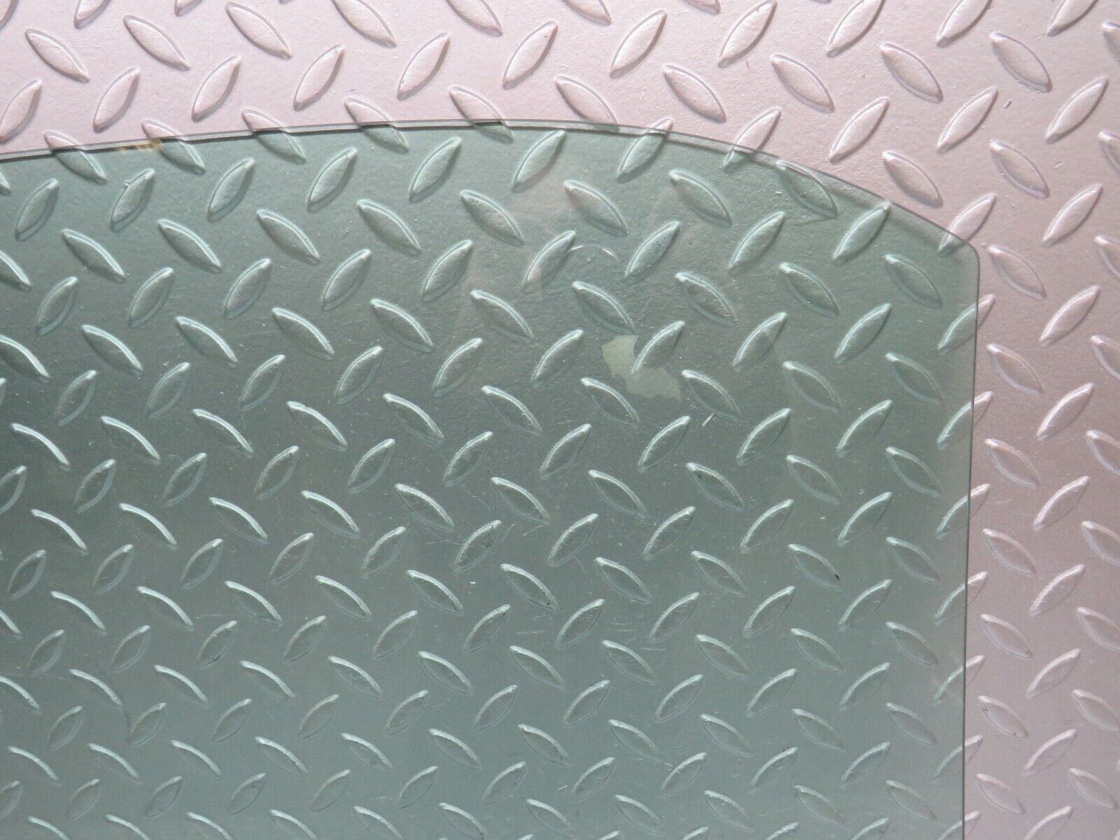 33263 Mercedes-Benz W202 C180 Rear Left Door Window Glass