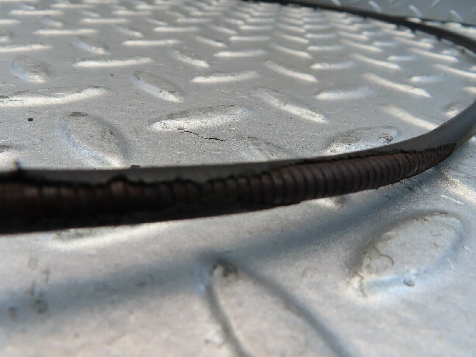 11313 Mercedes-Benz W221 S320 Bonnet Cable With Lock Latch Catch