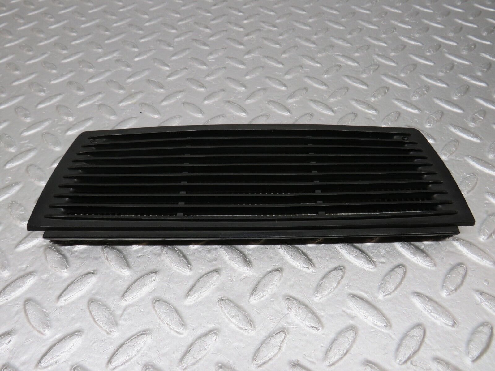 37489 Mercedes-Benz W109 300SEL Dashboard Speaker Cover