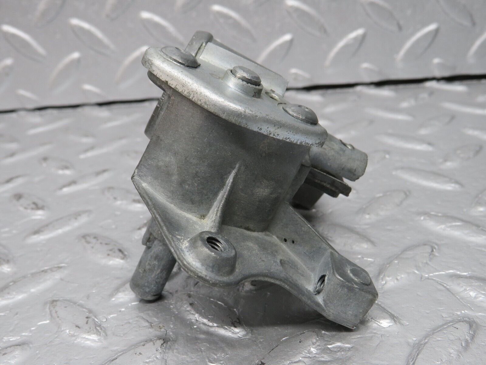 40258 Mercedes-Benz W110 230 Vent Window Regulator Left Side