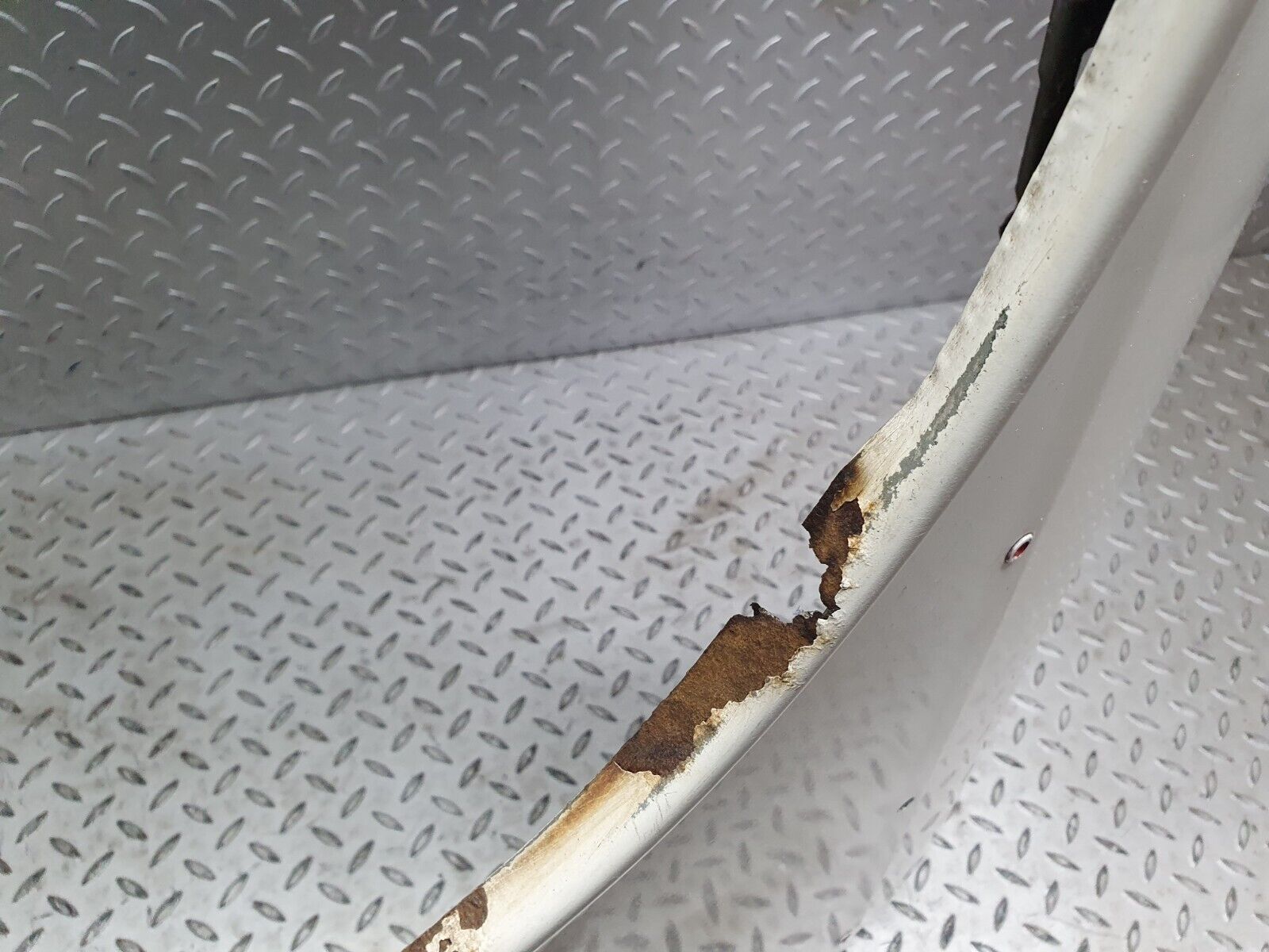 40810 Mercedes-Benz W123 300D Front Left Wing Fender