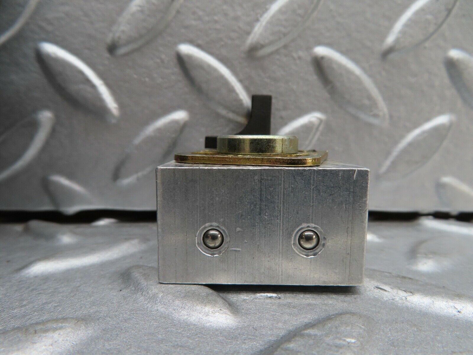 17470 Mercedes-Benz R129 300SL Coupe Soft Top Hydraulic Valve