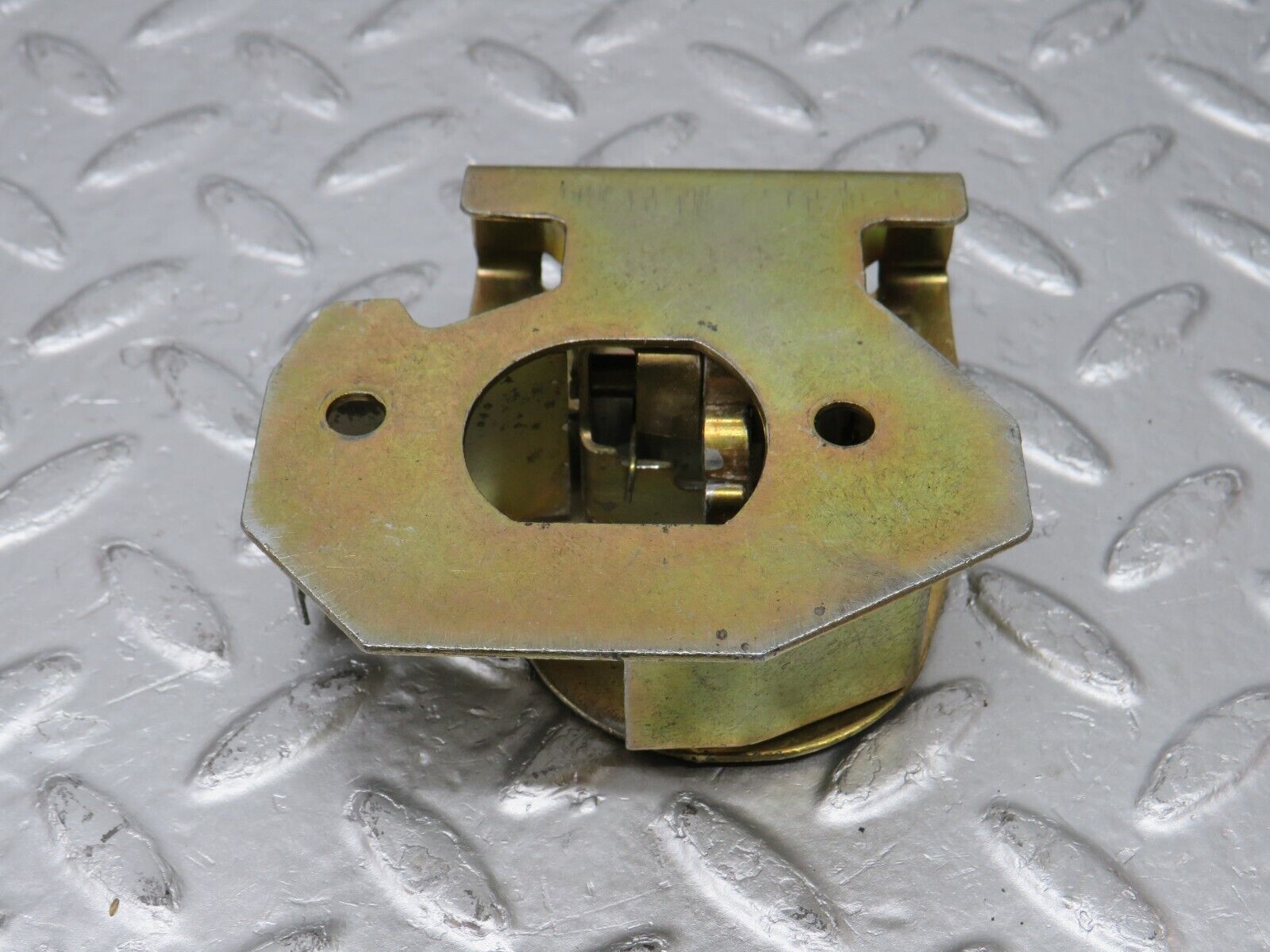 34322 Mercedes-Benz C126 380SEC Coupe Boot Lid Trunk Lock