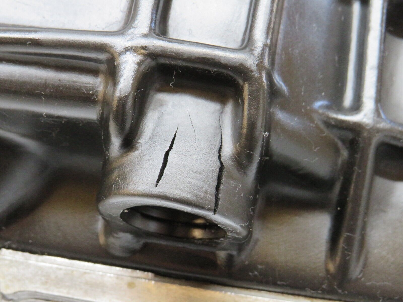 34153 Mercedes-Benz W124 260E Air Flow Mass Meter Sensor Bosch 1031410090