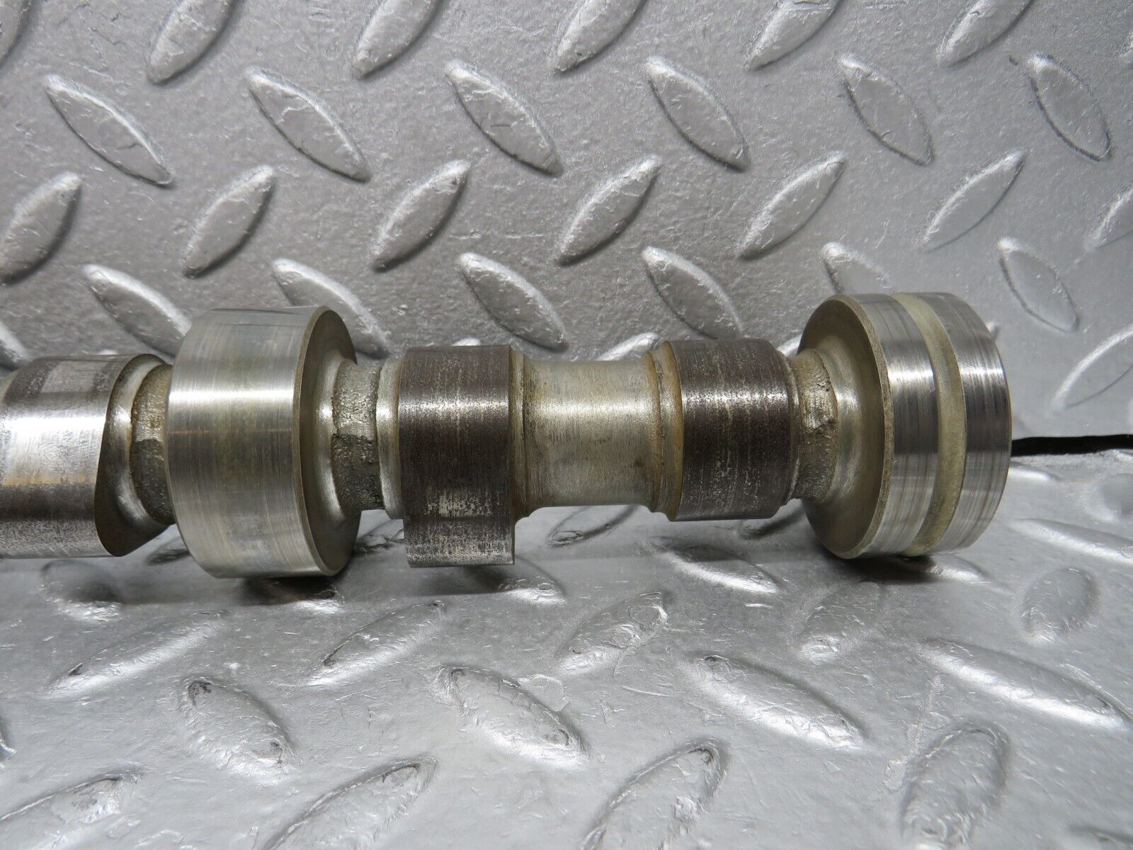 37135 Mercedes-Benz C126 420SEC Coupe Camshaft Left Side 11710