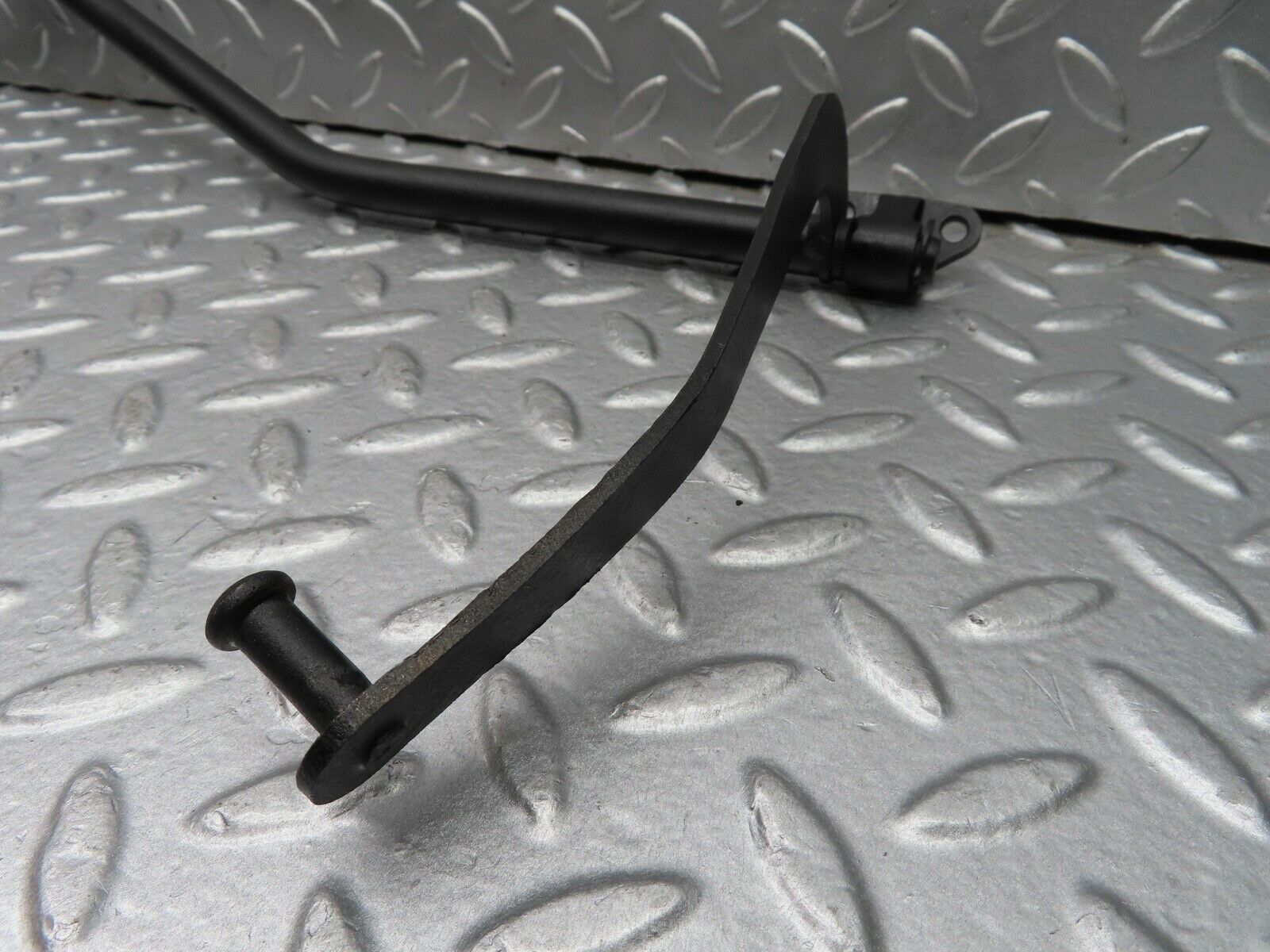 18292 Mercedes-Benz W111 220SE Coupe Accelerator Pedal Linkage